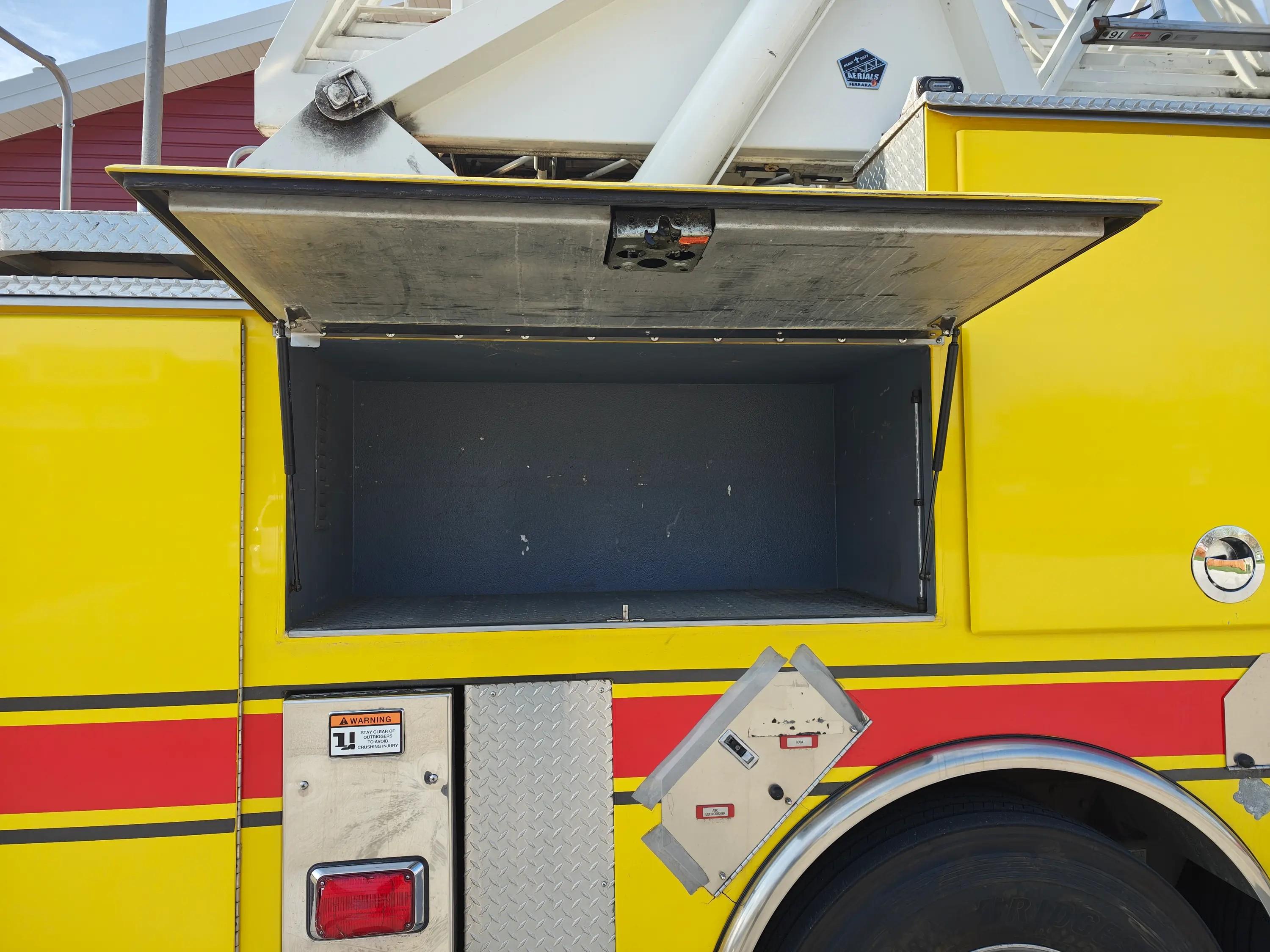 2013 Ferrara Igniter 107' Aerial - image 19