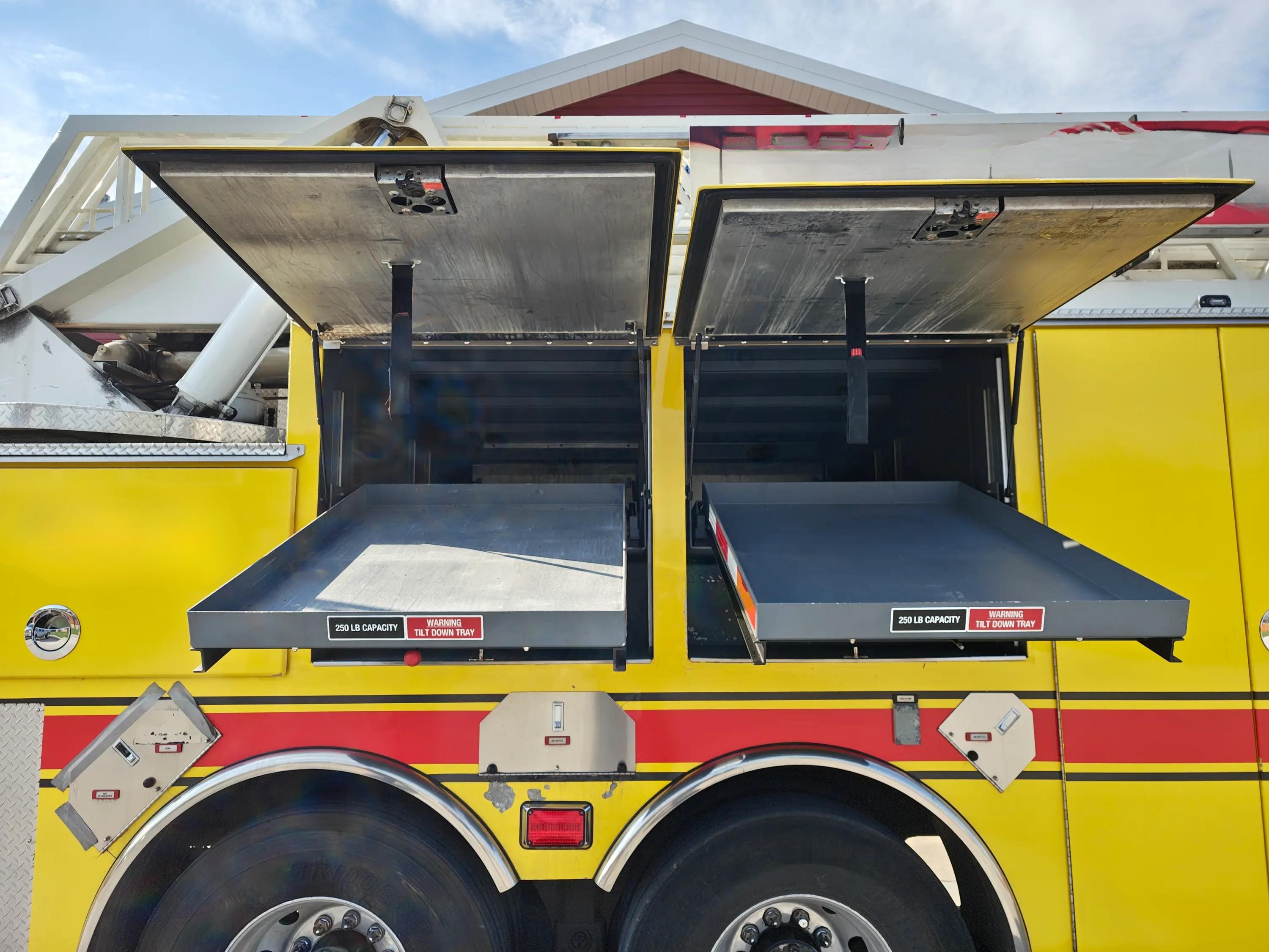 2013 Ferrara Igniter 107' Aerial - image 16