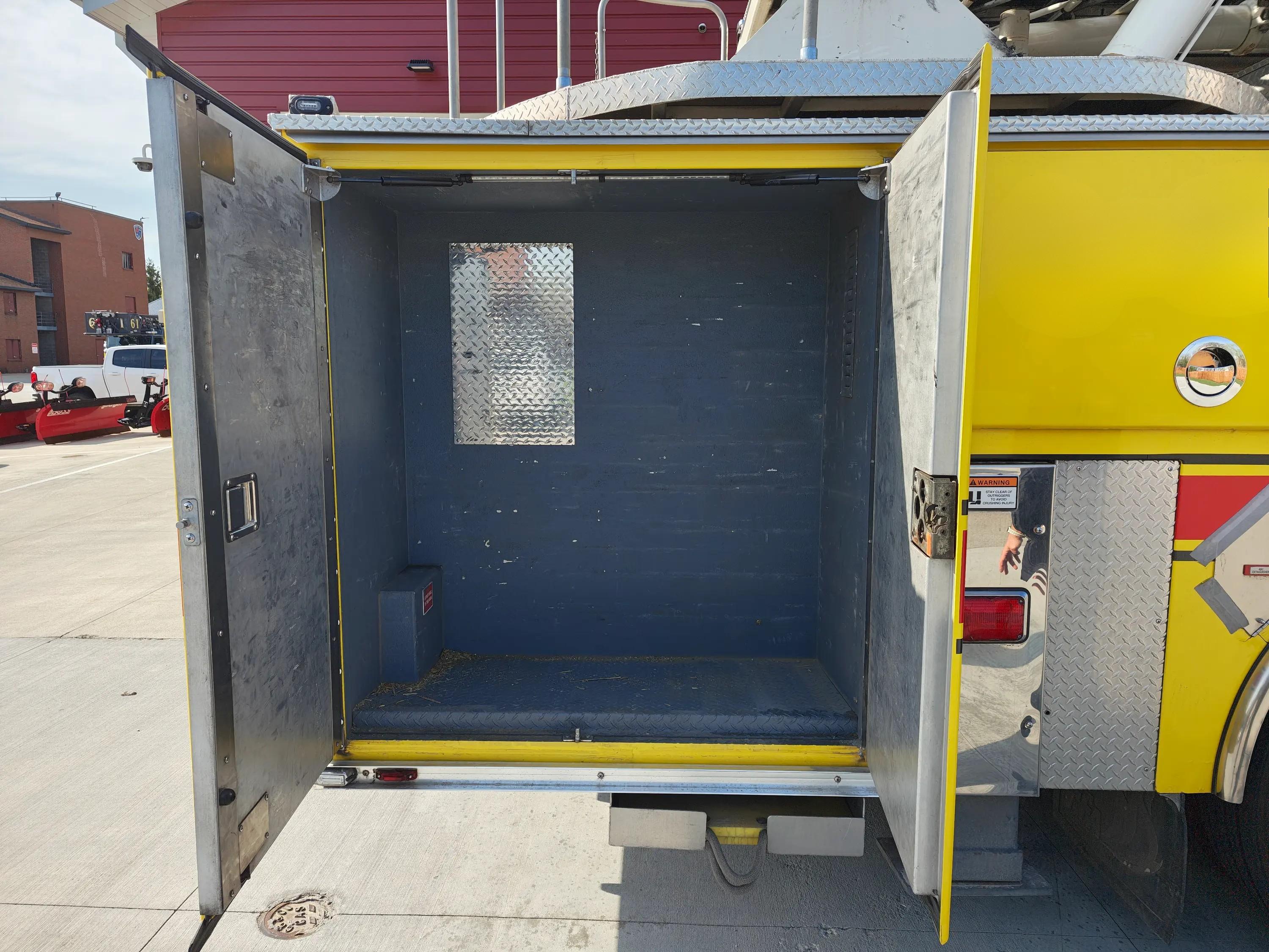 2013 Ferrara Igniter 107' Aerial - image 20