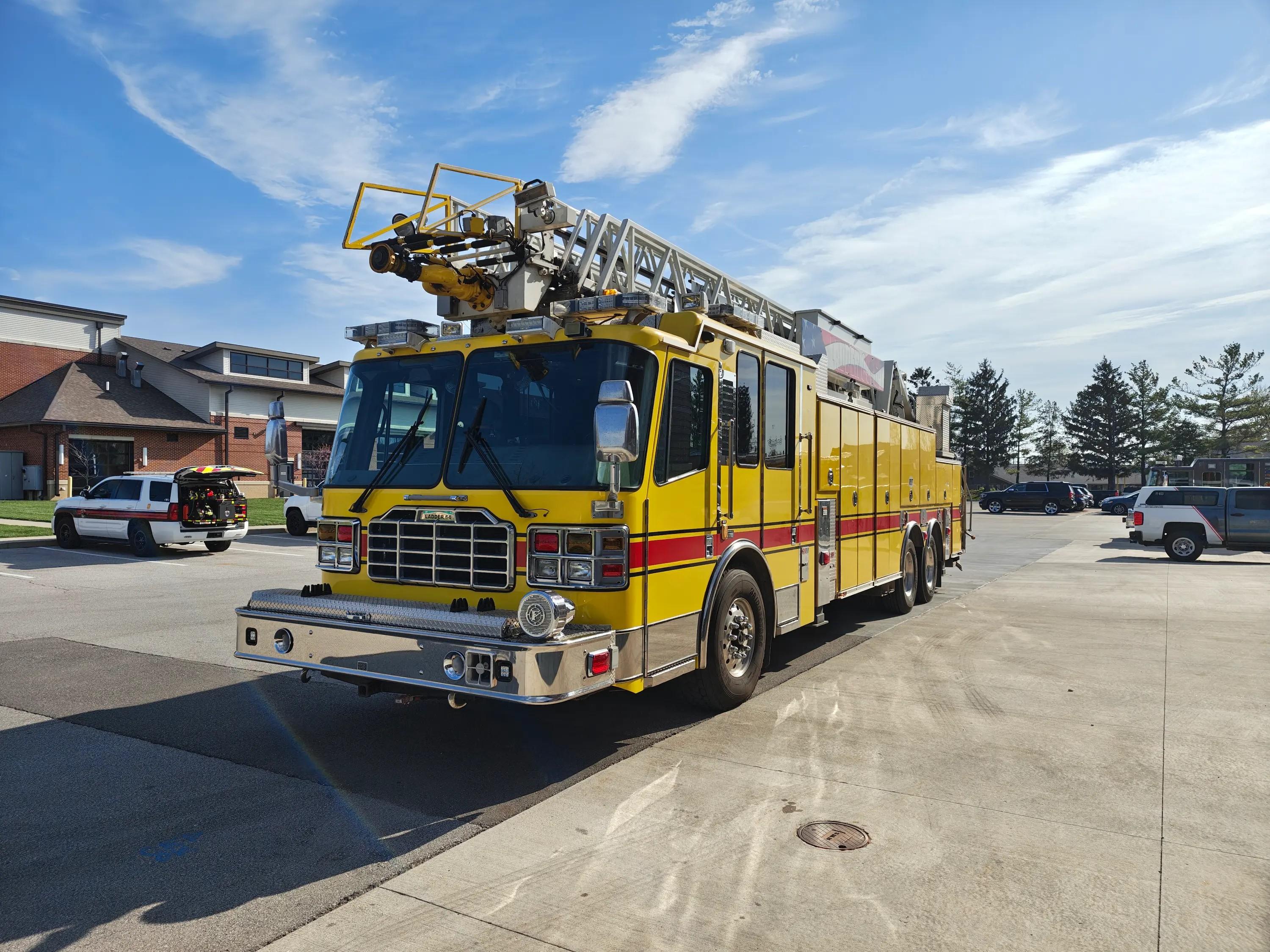 2013 Ferrara Igniter 107' Aerial - image 10