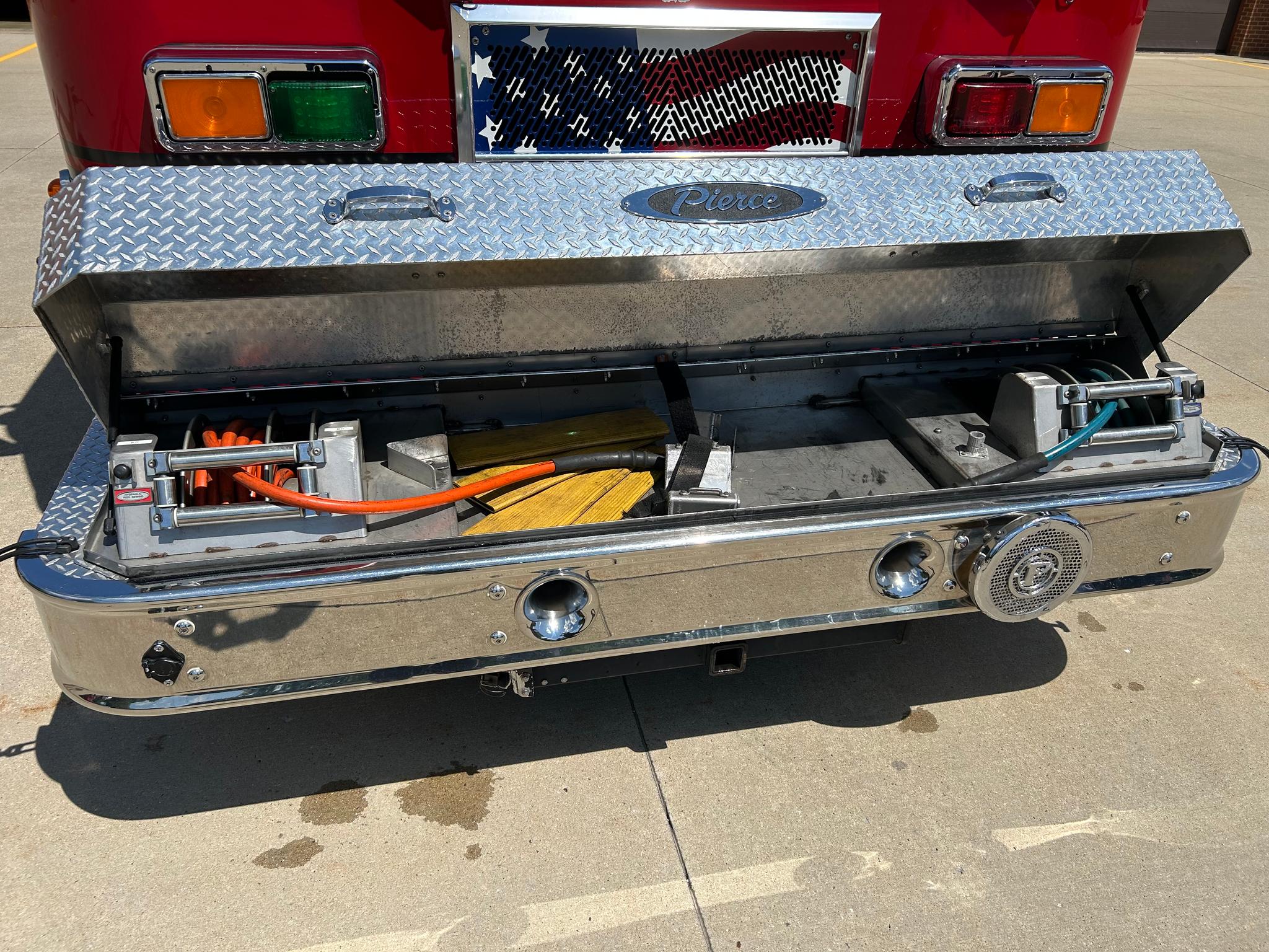 2002 Pierce Heavy Rescue - image 4