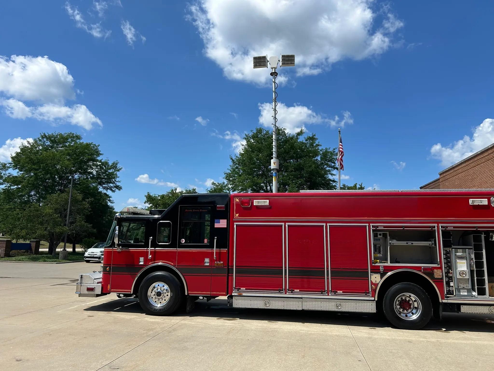 2002 Pierce Heavy Rescue - image 7