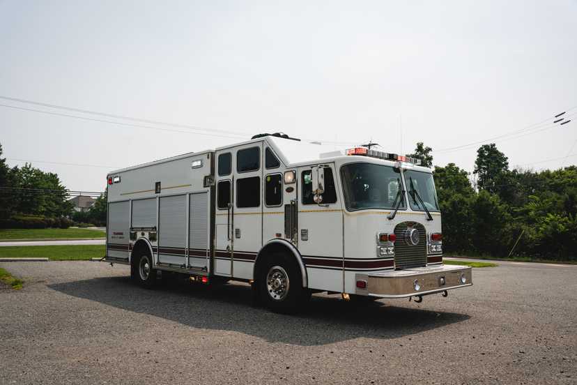 2000 KME Heavy Rescue
