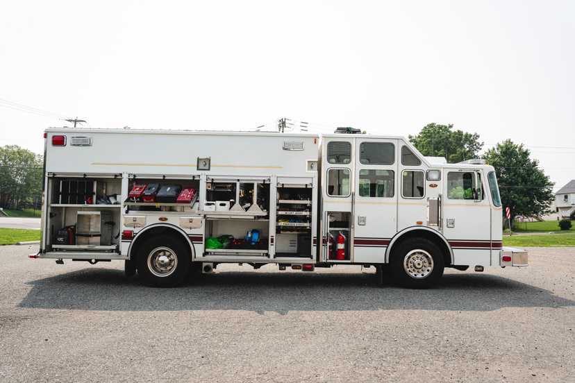 2000 KME Heavy Rescue — photo 2