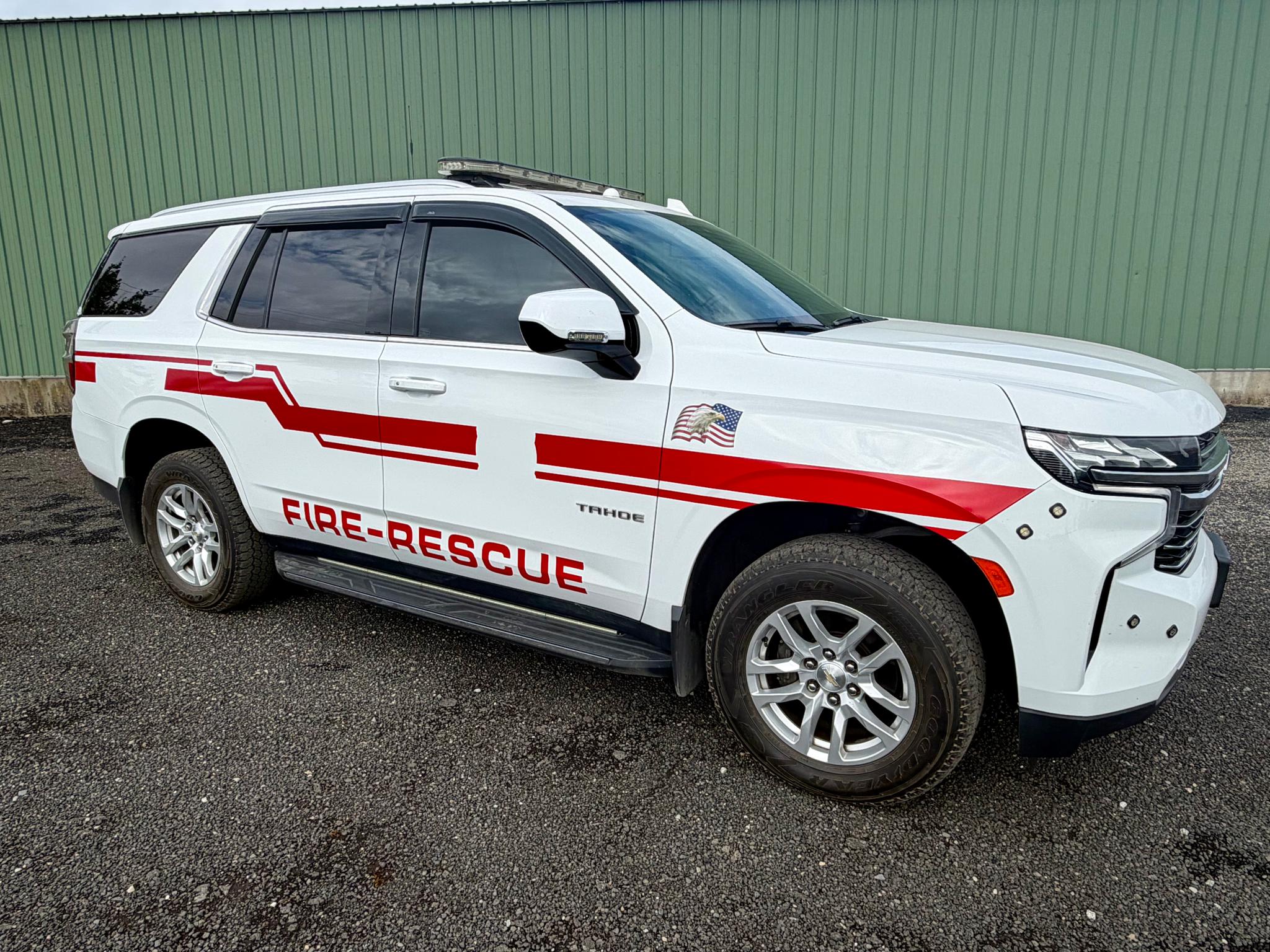 2021 Chevrolet Tahoe 4x4 Command Truck - image 1