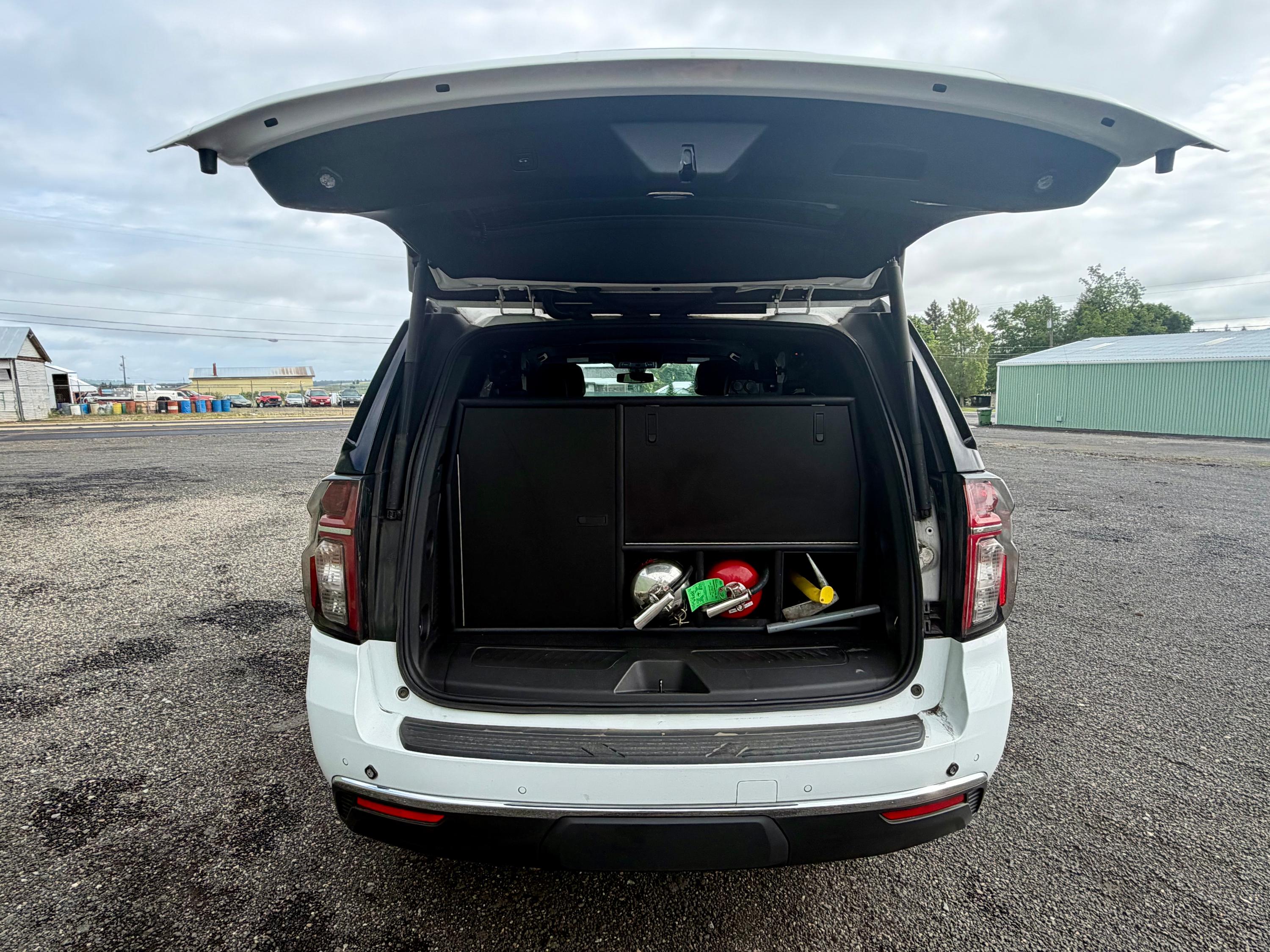 2021 Chevrolet Tahoe 4x4 Command Truck - image 6