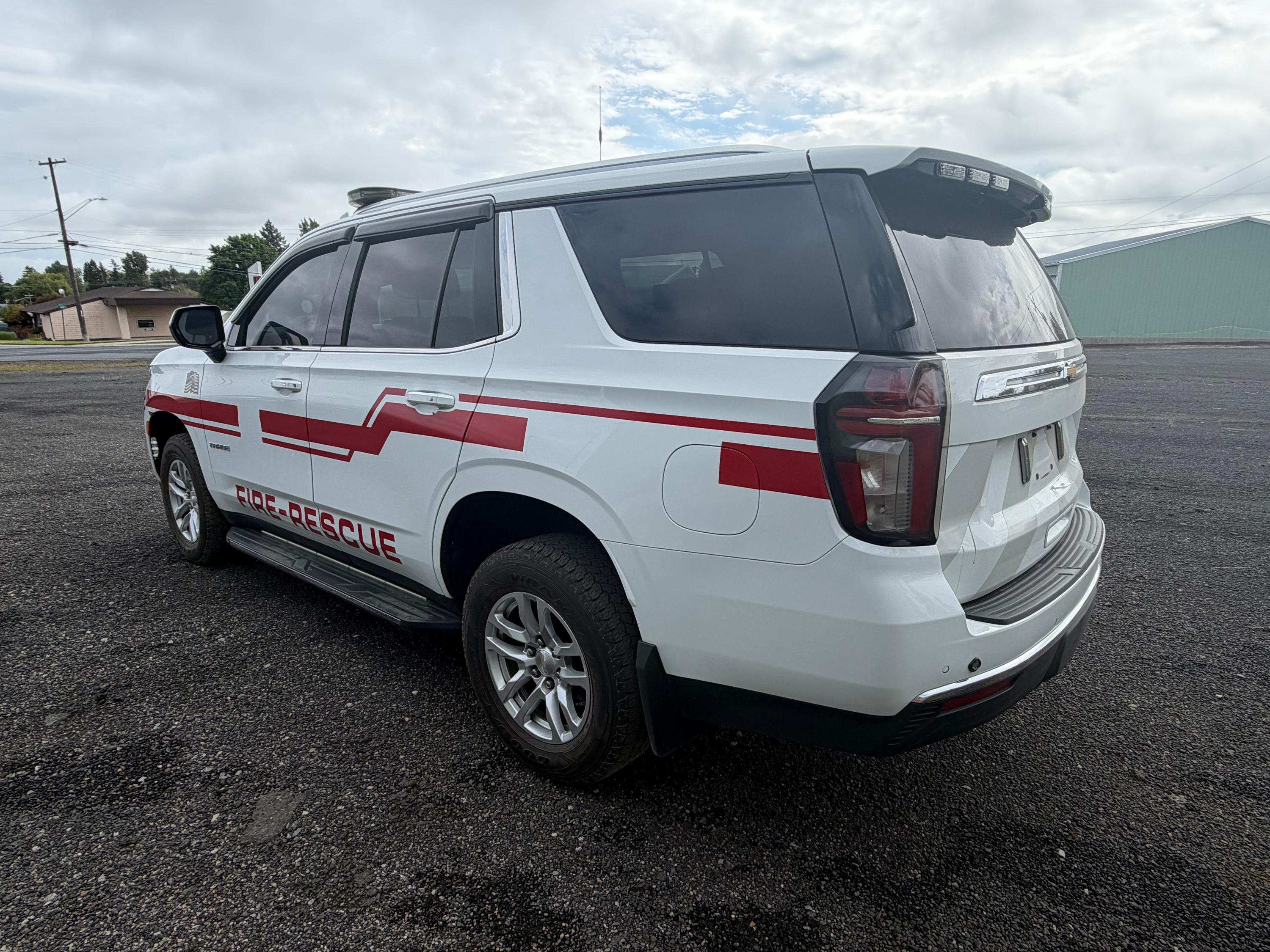 2021 Chevrolet Tahoe 4x4 Command Truck - image 3