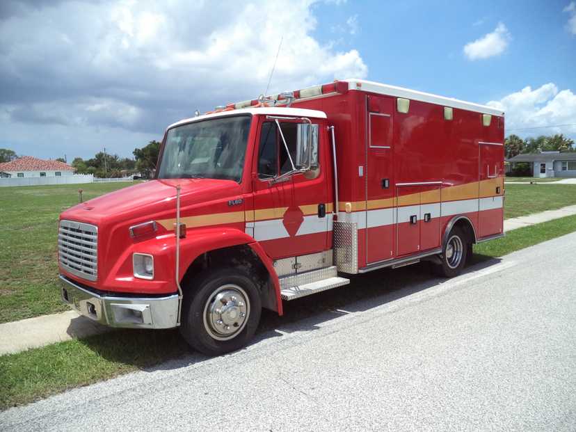 1995 Road Rescue Freightliner Type I Ambulance