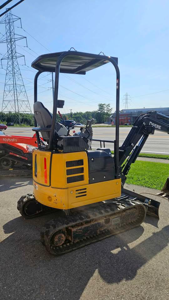 2025 John Deere 17G Mini Excavator - image 6