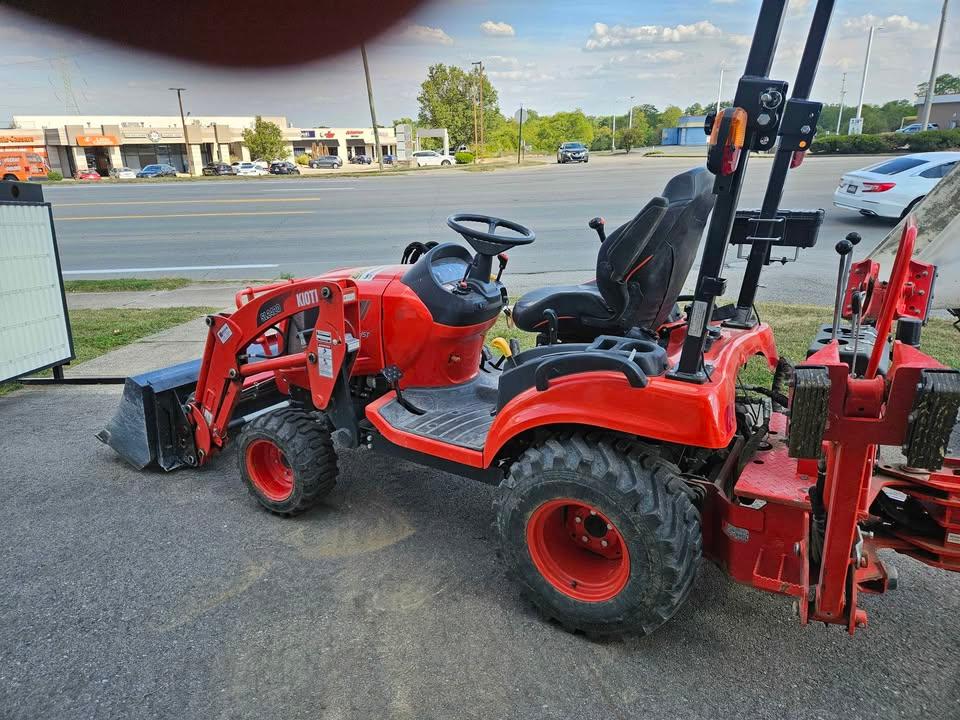 2025 Kioti 2420 Tractor - image 1