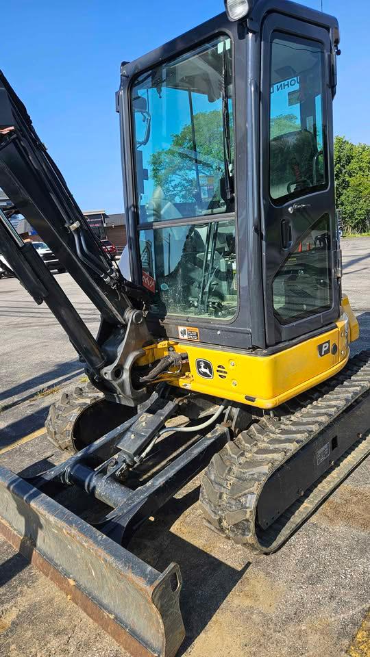 2025 John Deere 35 Excavator - image 2