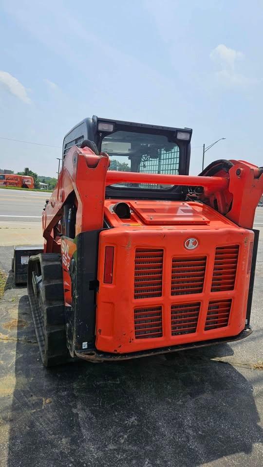 2025 Kubota 65-2 Skid Steer - image 7