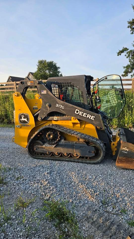 2025 John Deere 317G Skid Steer - image 4