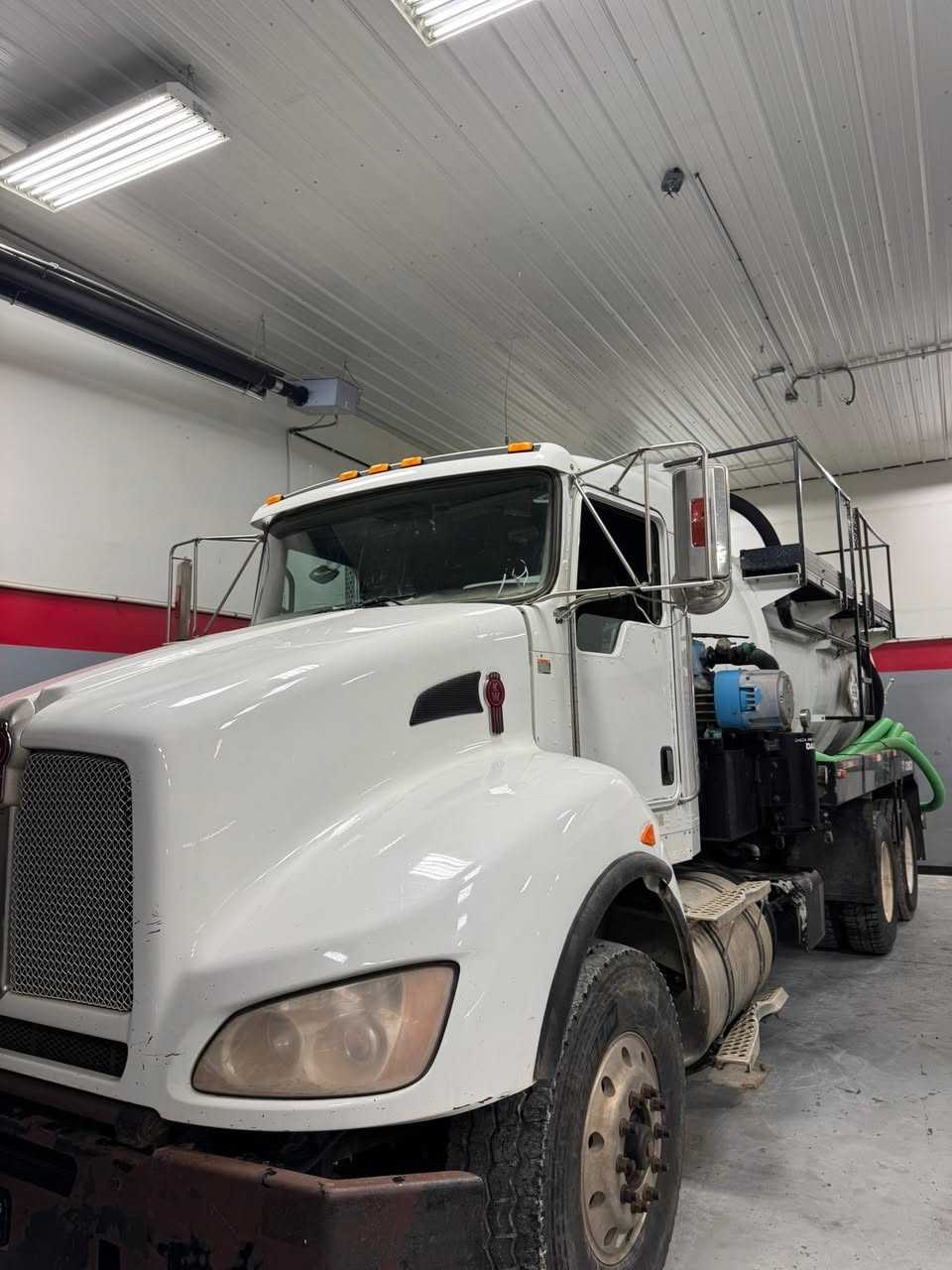 2013 Kenworth Cusco Septic