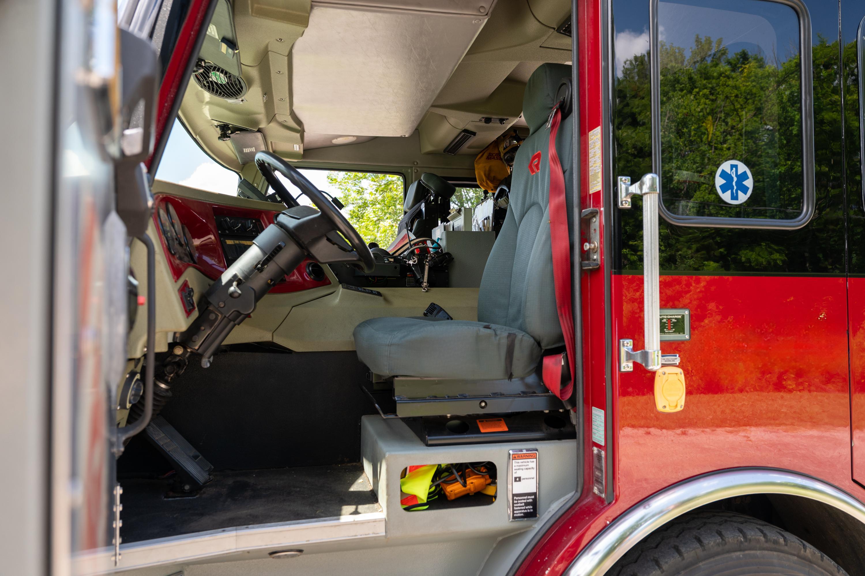 2012 Rosenbauer Pumper - image 20
