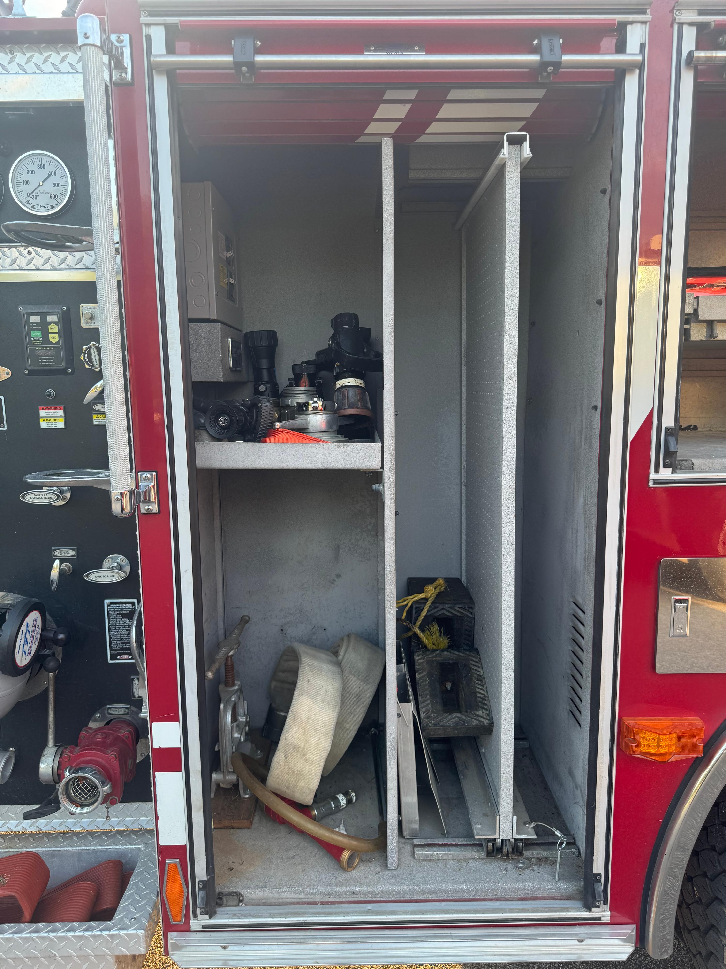 2001 Pierce Enforcer Pumper - image 12