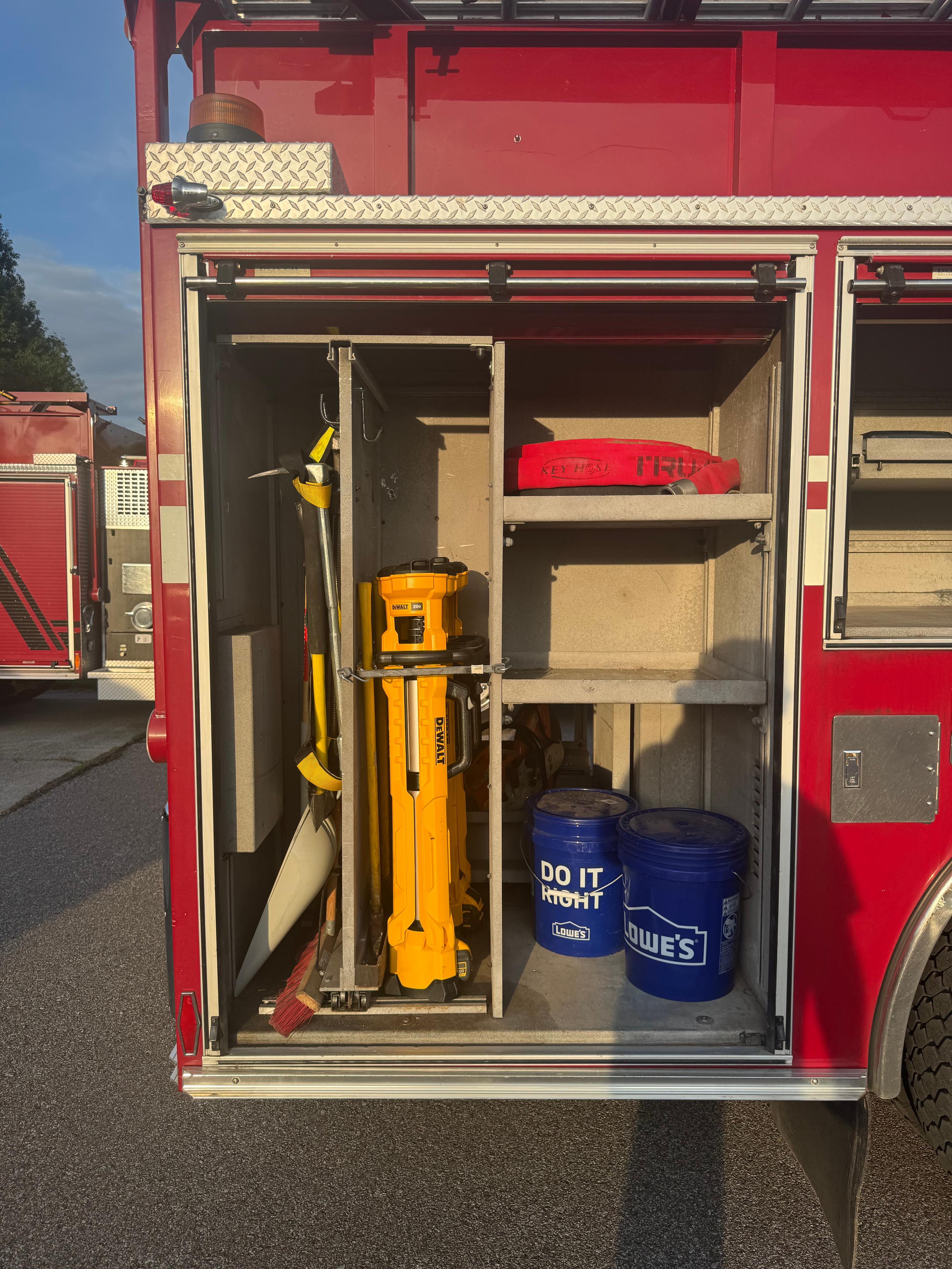 2001 Pierce Enforcer Pumper - image 16