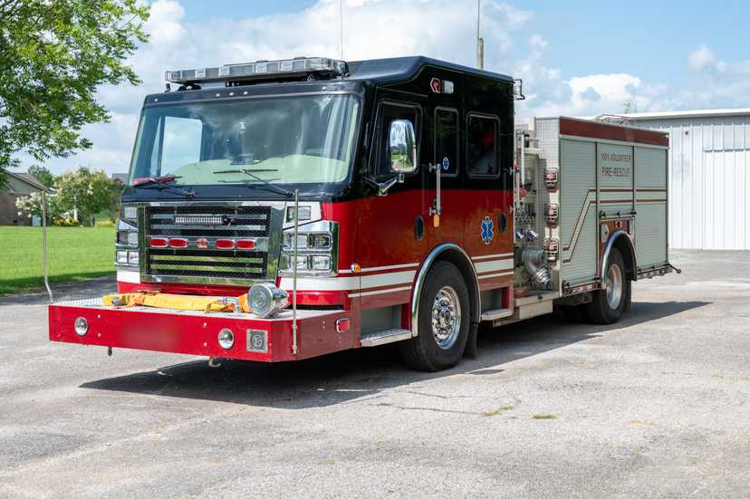 2012 Rosenbauer Pumper — photo 2