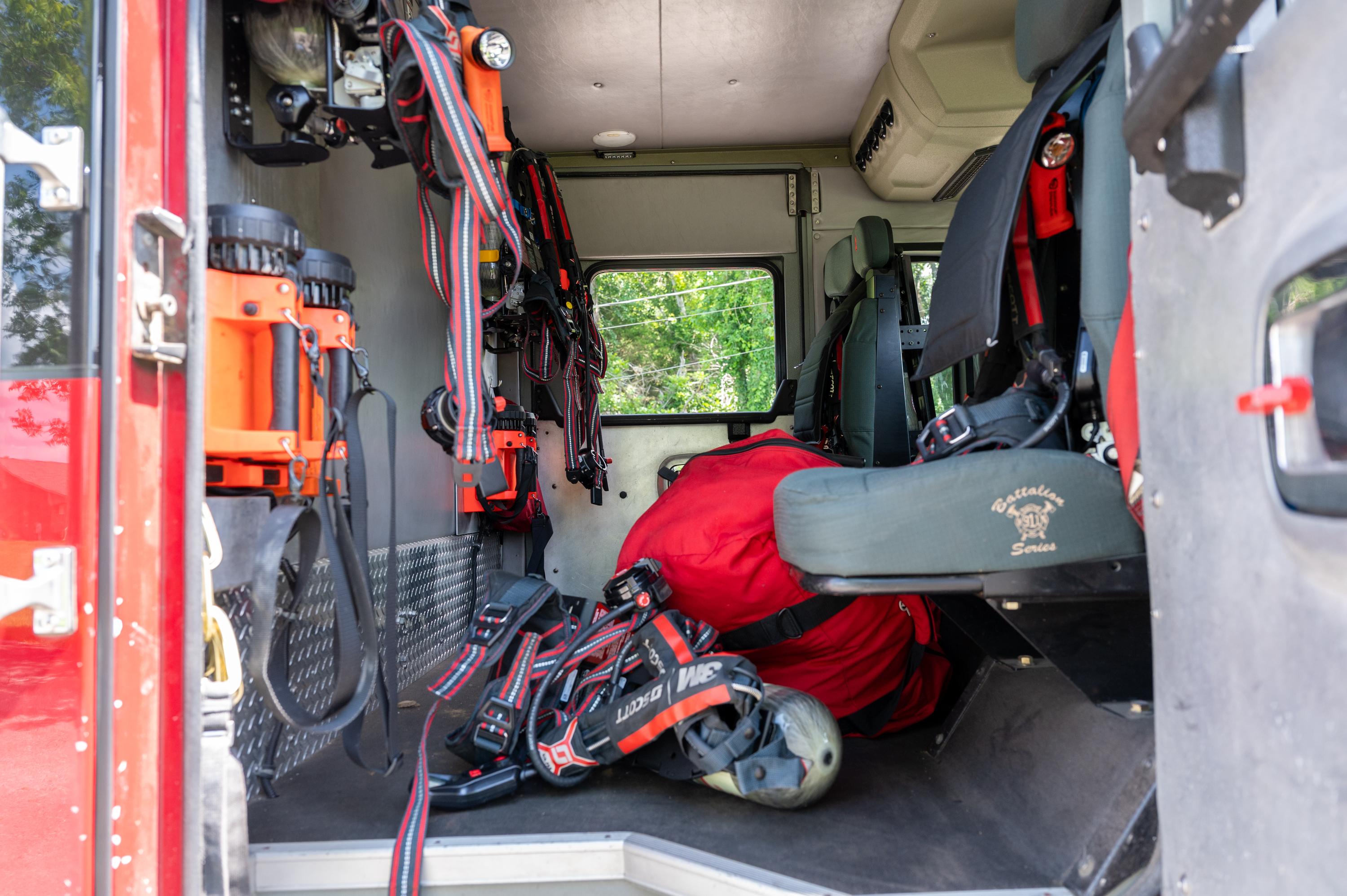 2012 Rosenbauer Pumper - image 40