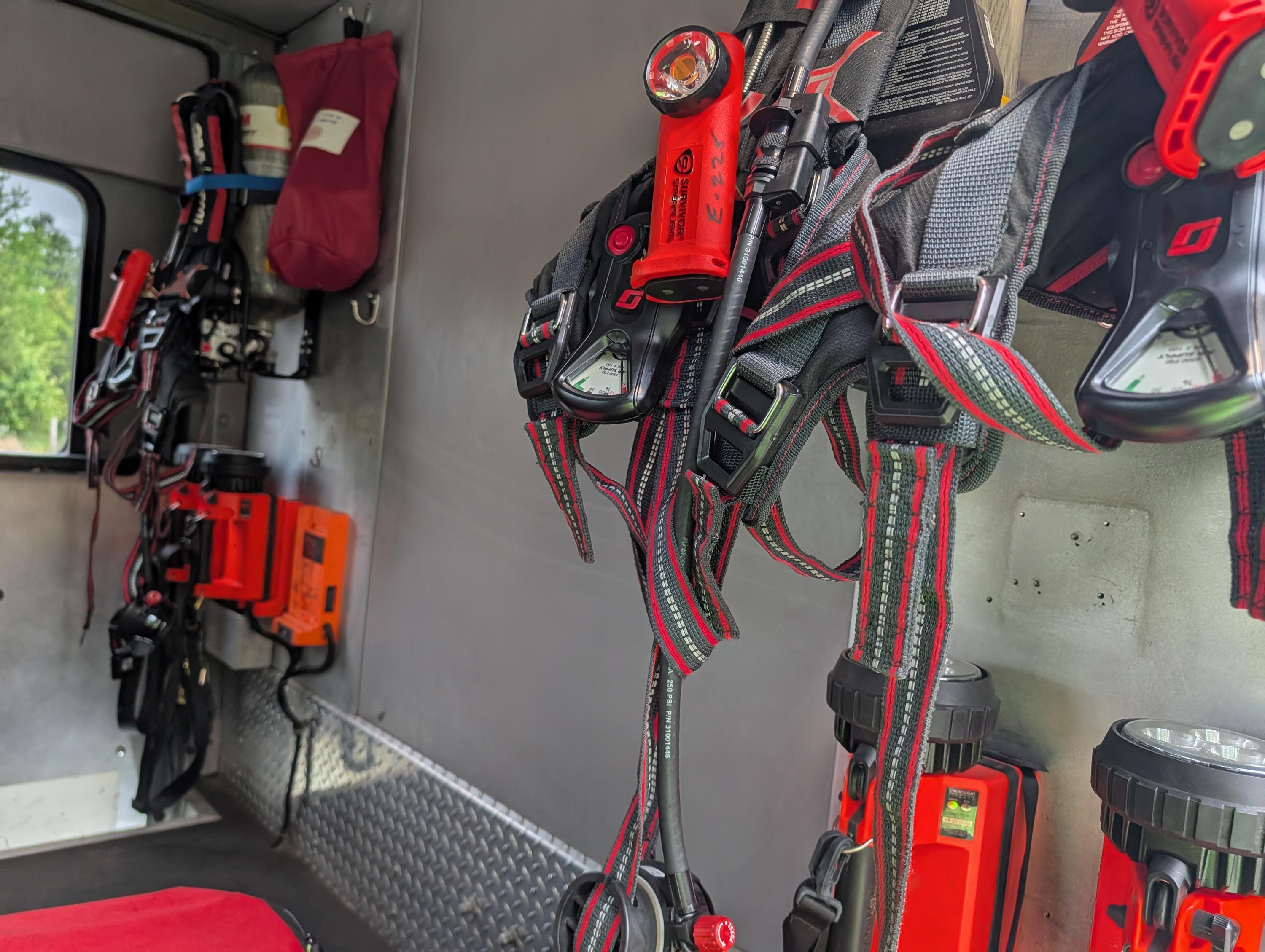 2012 Rosenbauer Pumper - image 27