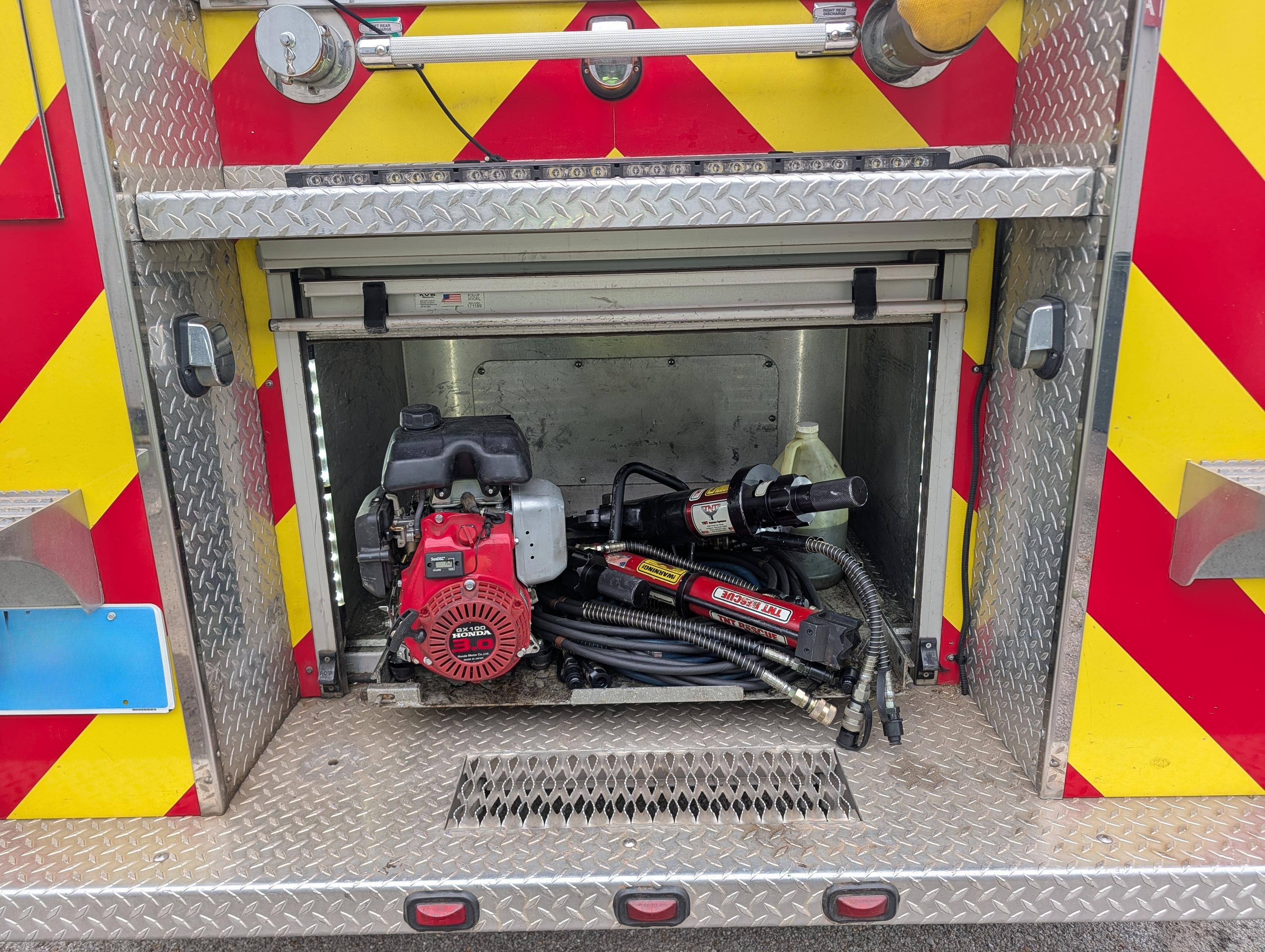 2012 Rosenbauer Pumper - image 17