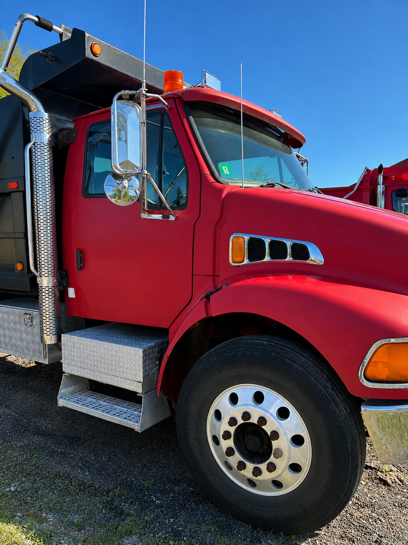 2000 Sterling Dump Truck — photo 2