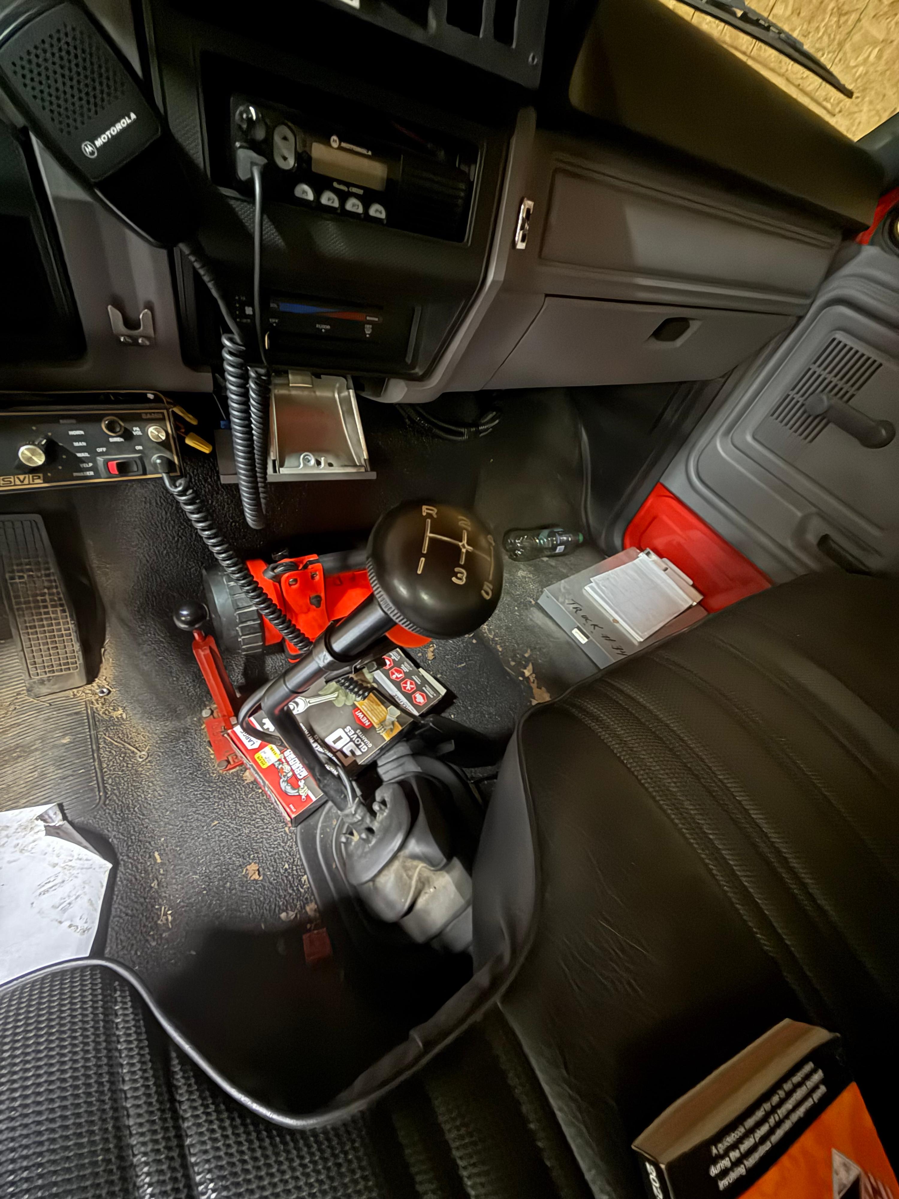 1997 E-One Ford Pumper - image 4