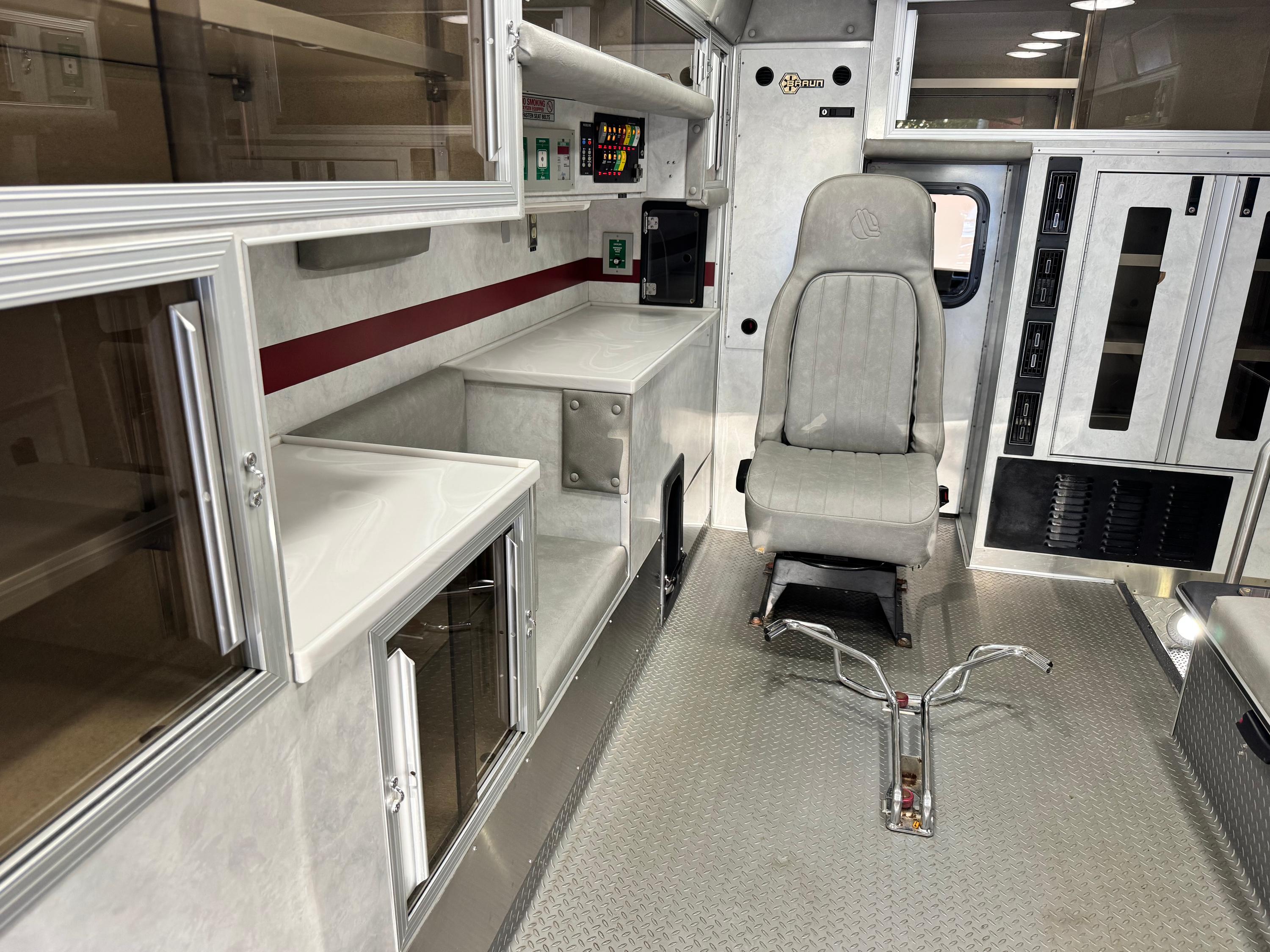 2015 Braun Chevrolet Type III Ambulance - image 50