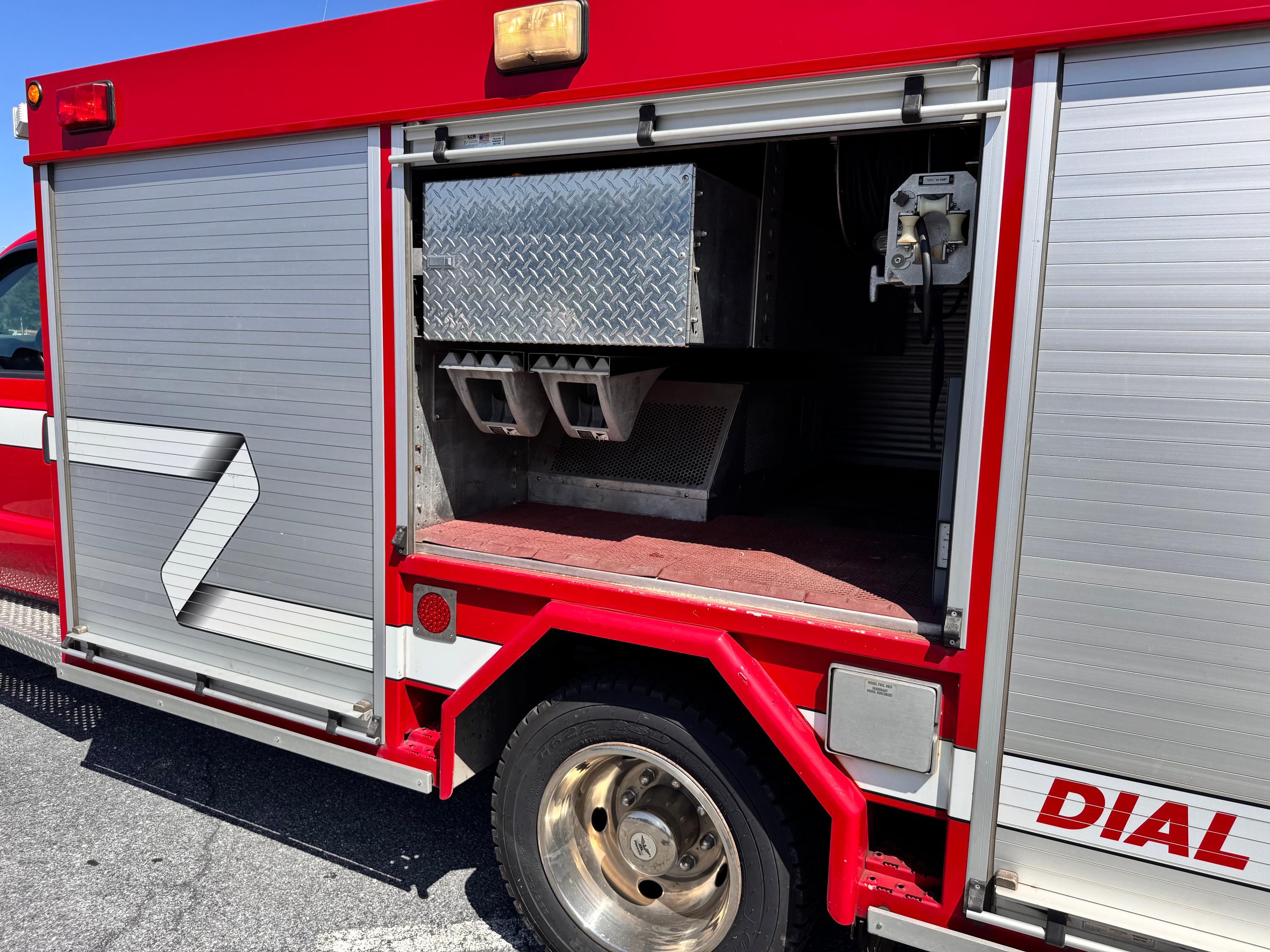 2001 Summit Ford Medium Rescue - image 14