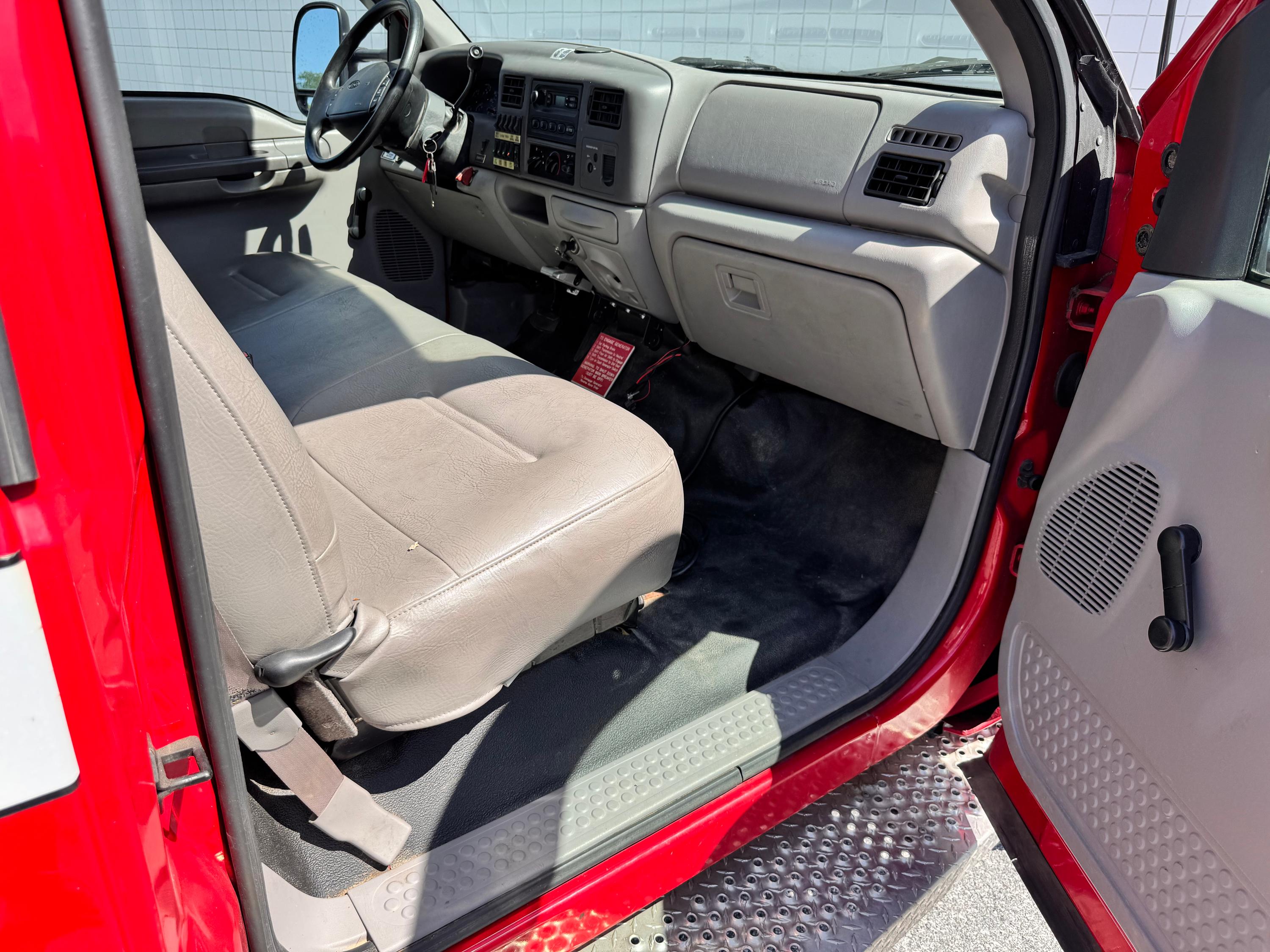 2001 Summit Ford Medium Rescue - image 38