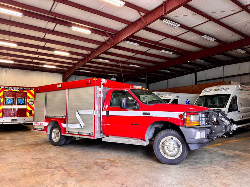 2001 Summit Ford Medium Rescue
