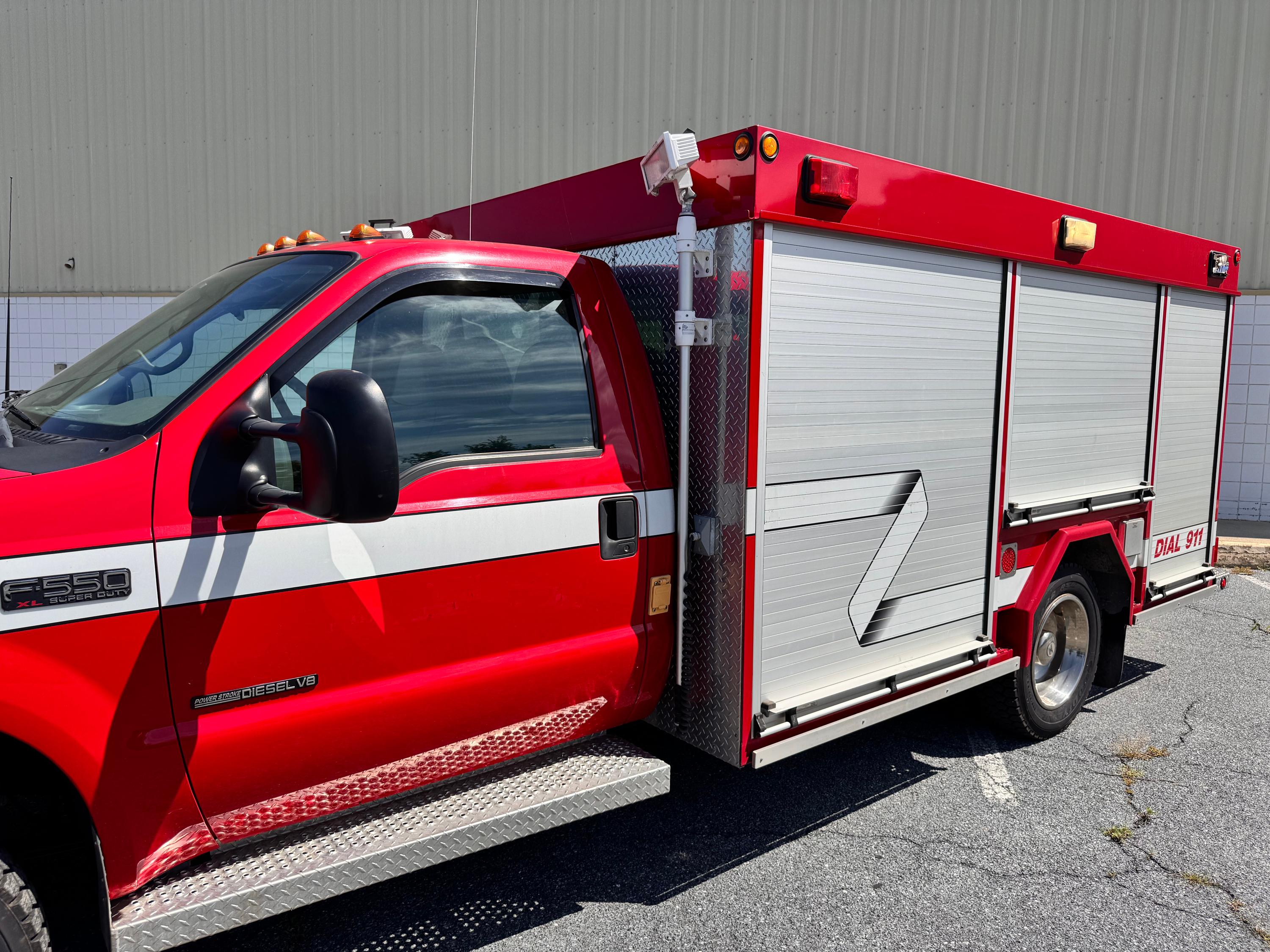 2001 Summit Ford Medium Rescue - image 9