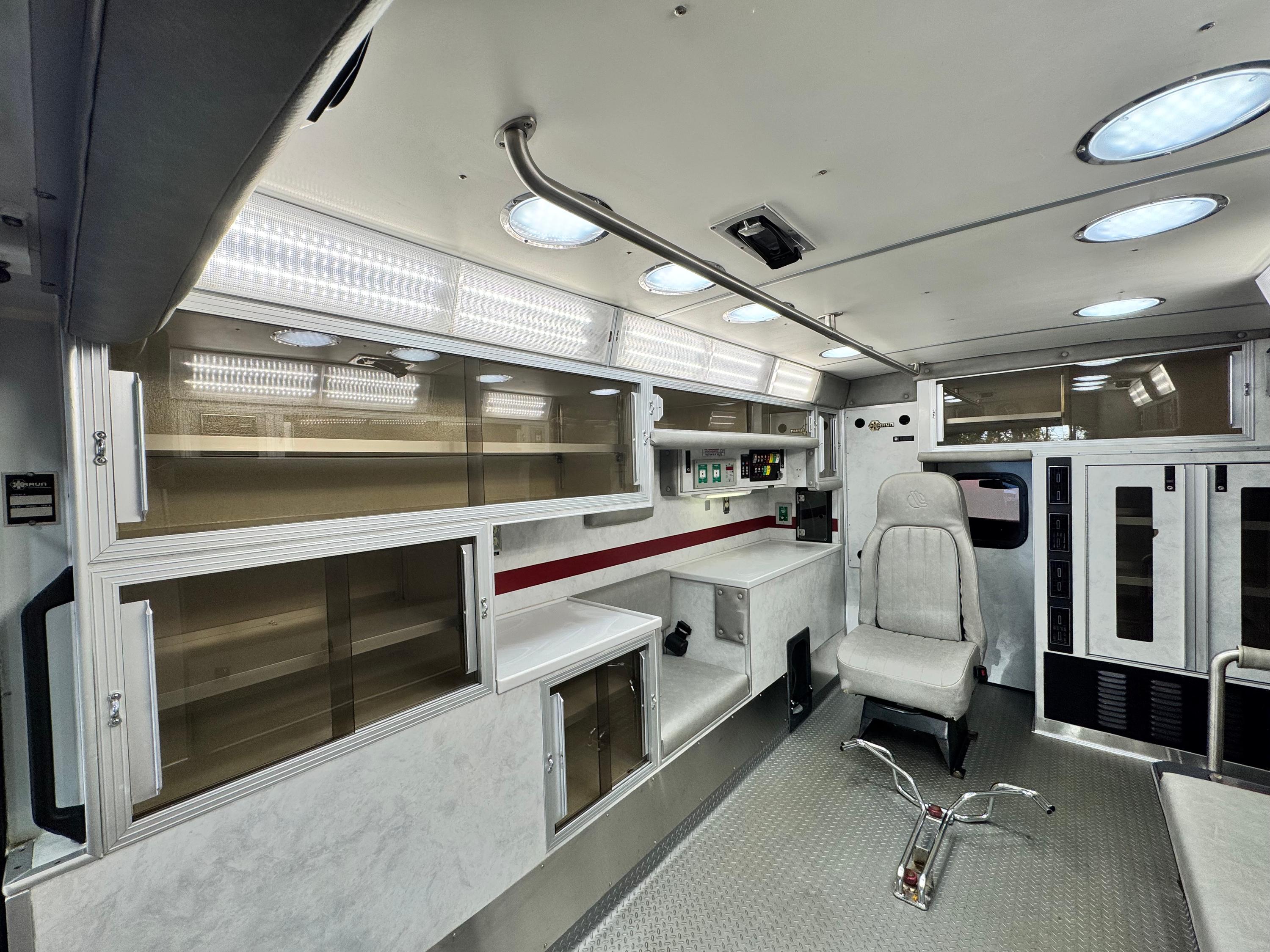 2015 Braun Chevrolet Type III Ambulance - image 55