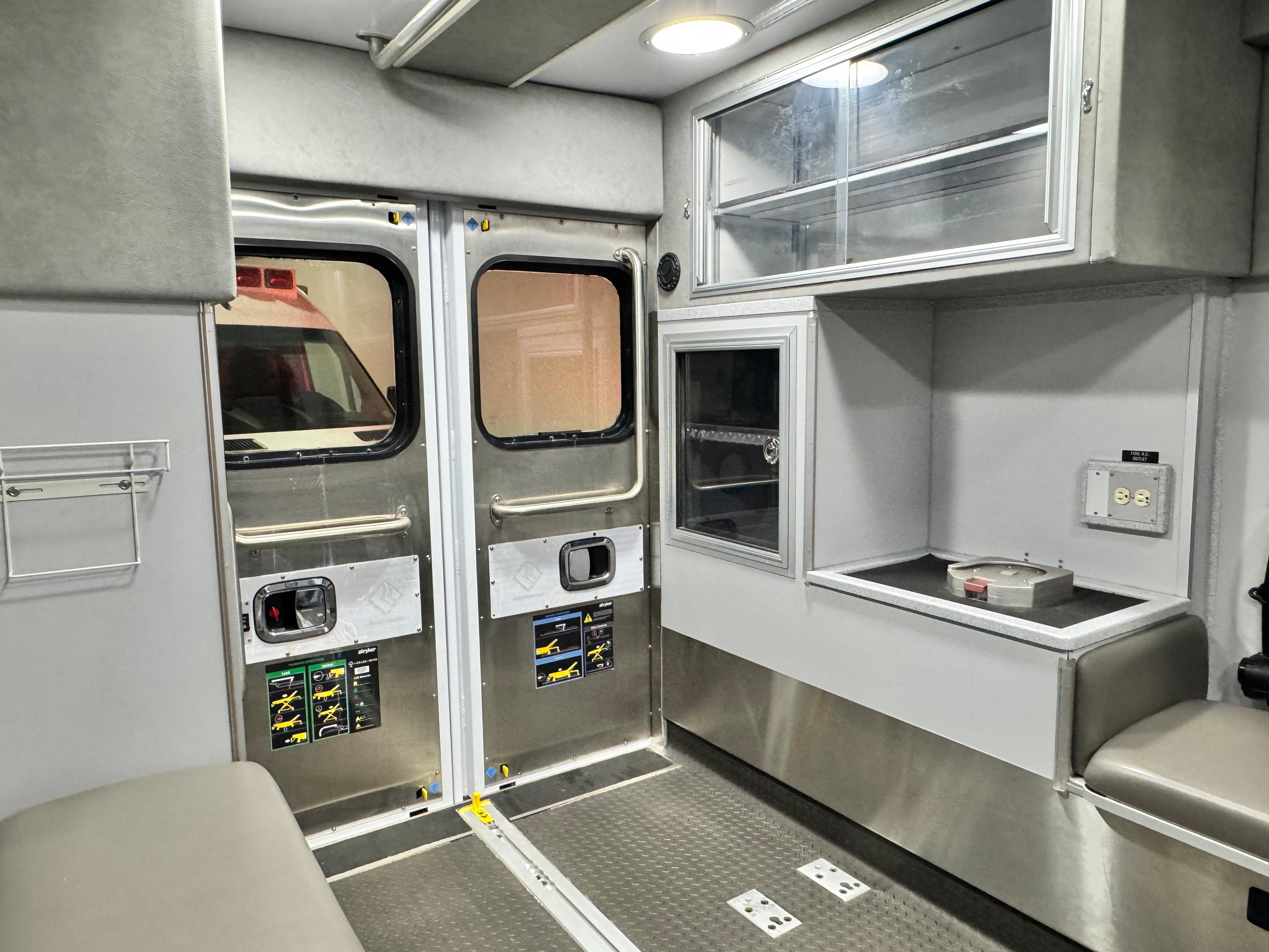 2017 Road Rescue Ford Type III Ambulance - image 35