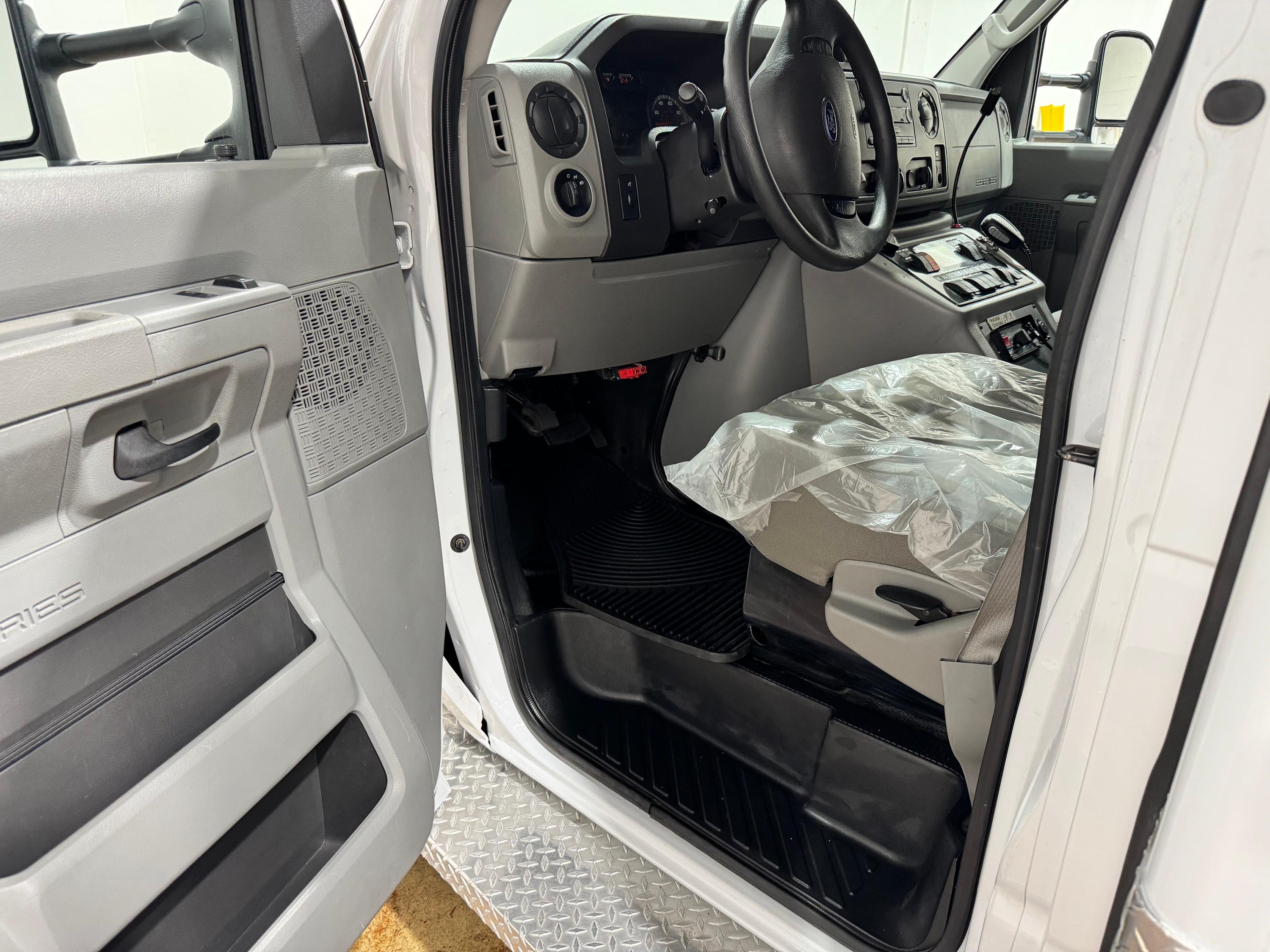 2017 Road Rescue Ford Type III Ambulance - image 59