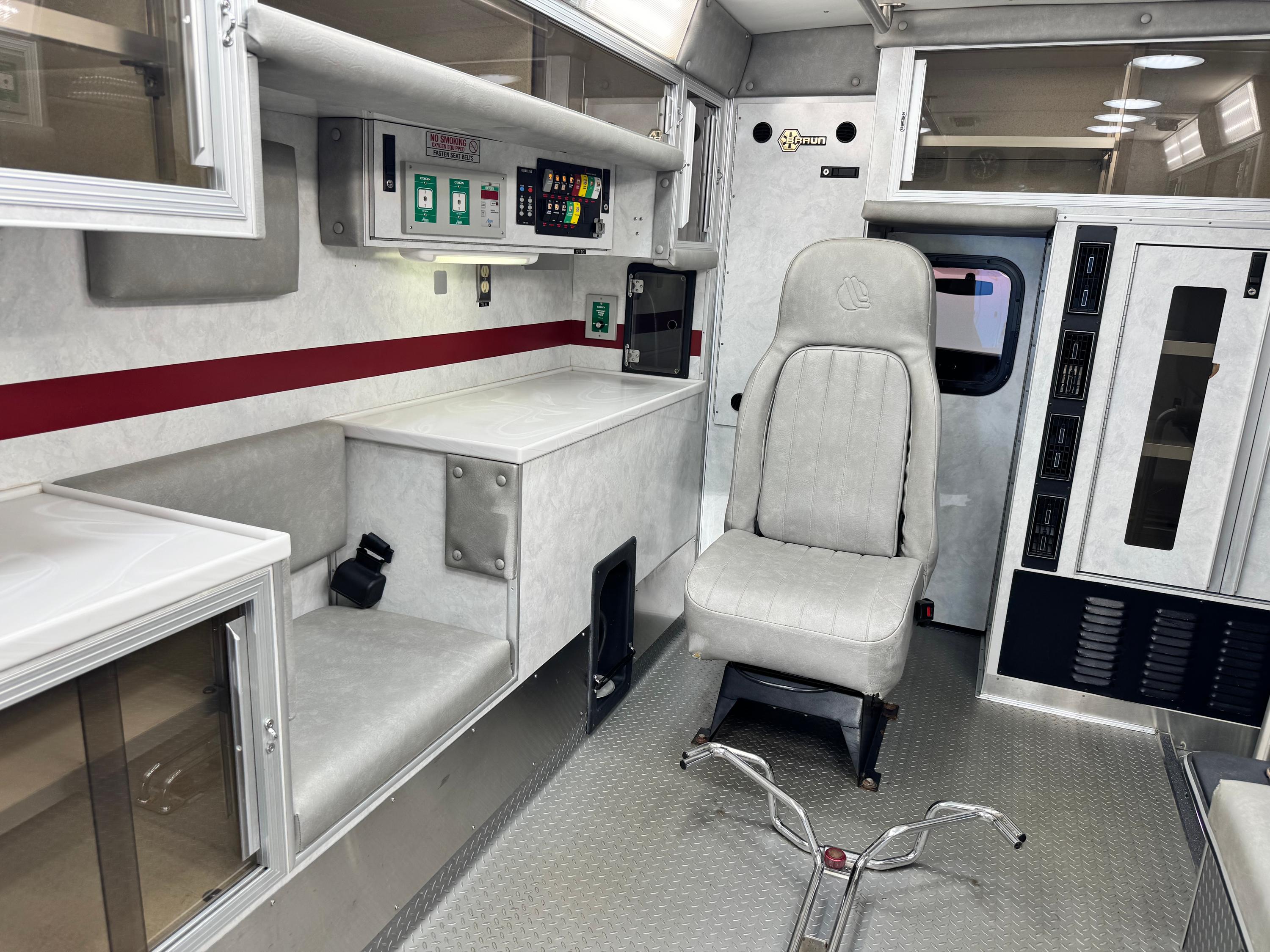 2015 Braun Chevrolet Type III Ambulance - image 59