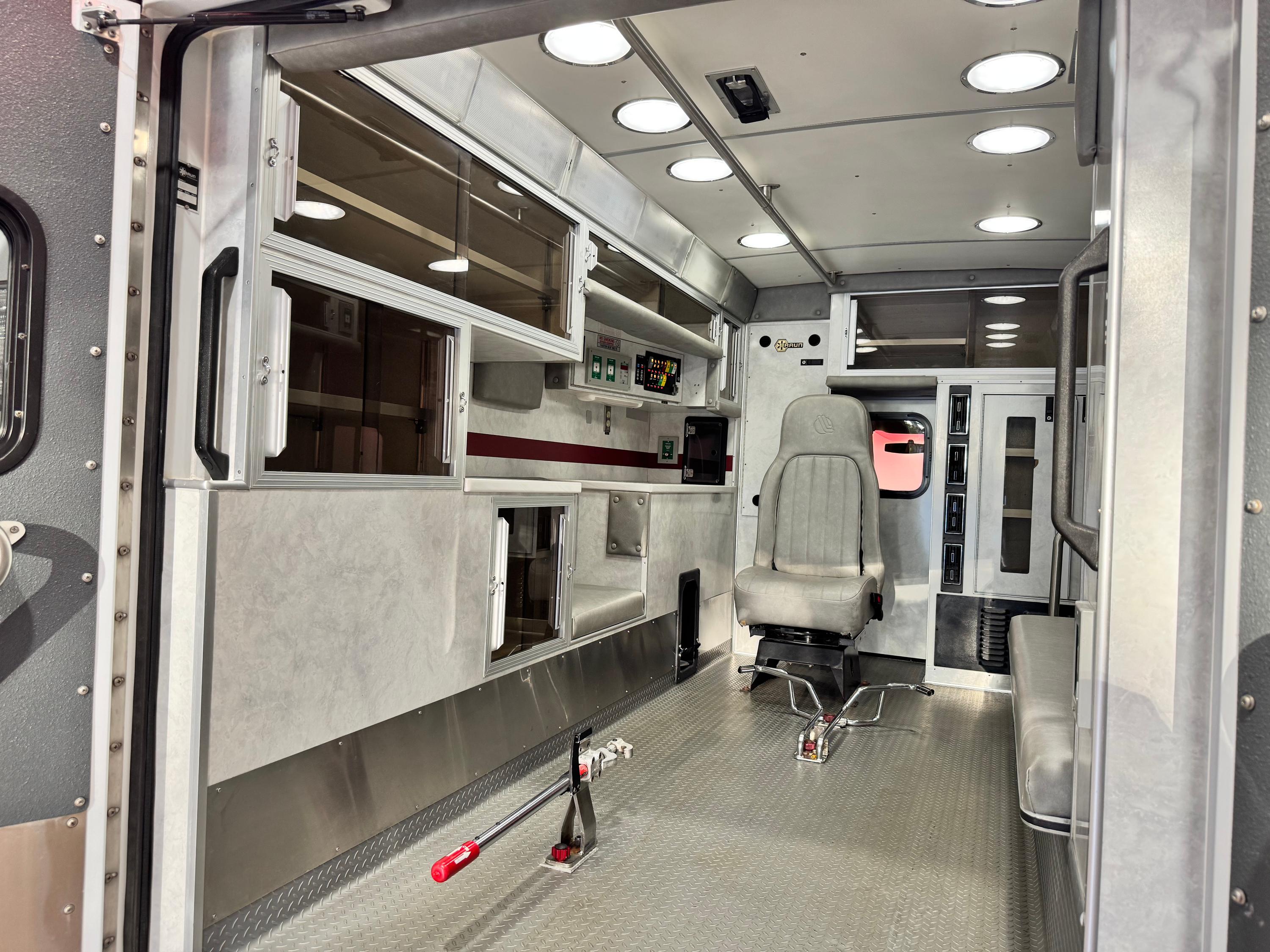 2015 Braun Chevrolet Type III Ambulance - image 43