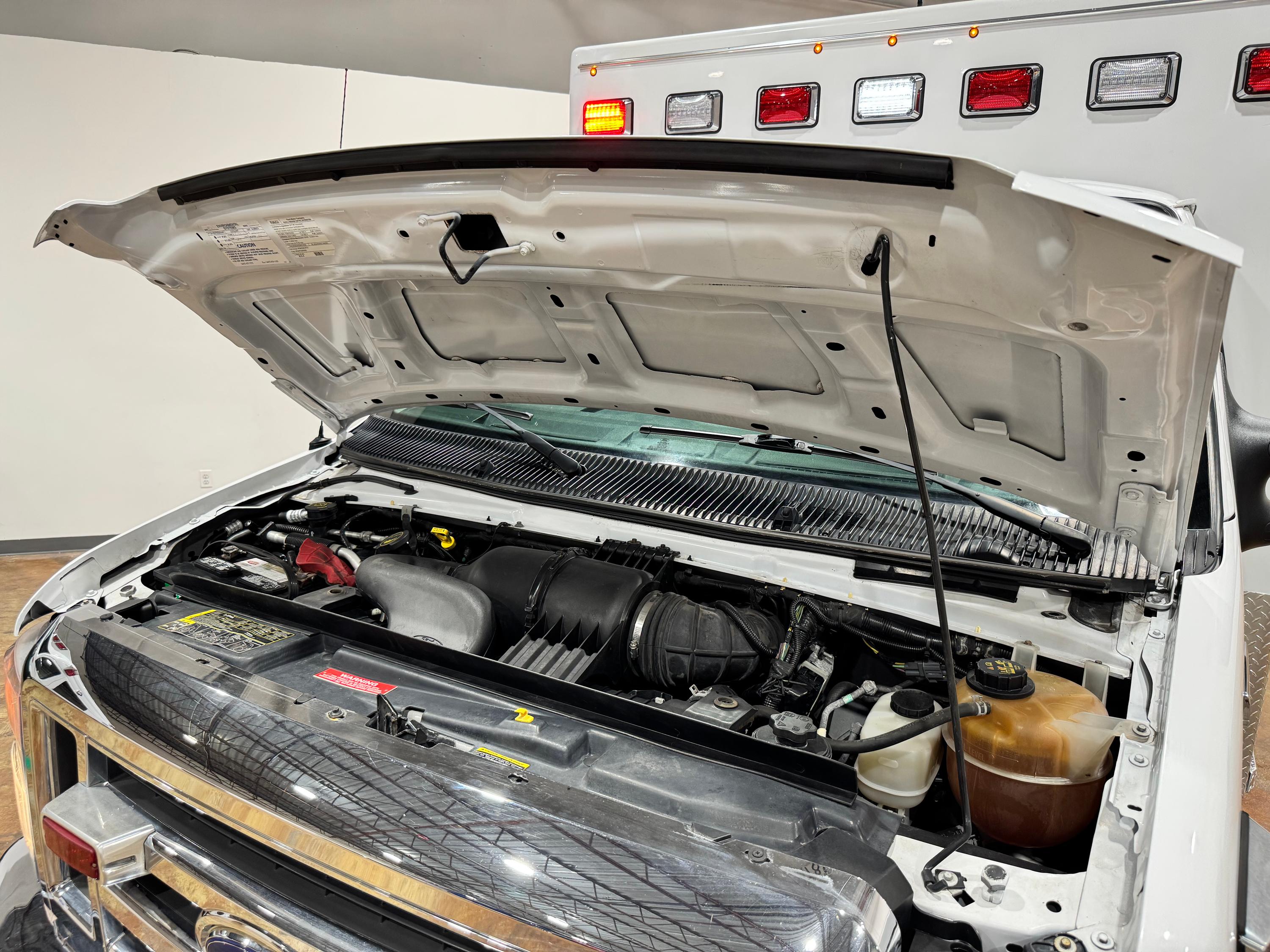 2017 Road Rescue Ford Type III Ambulance - image 53