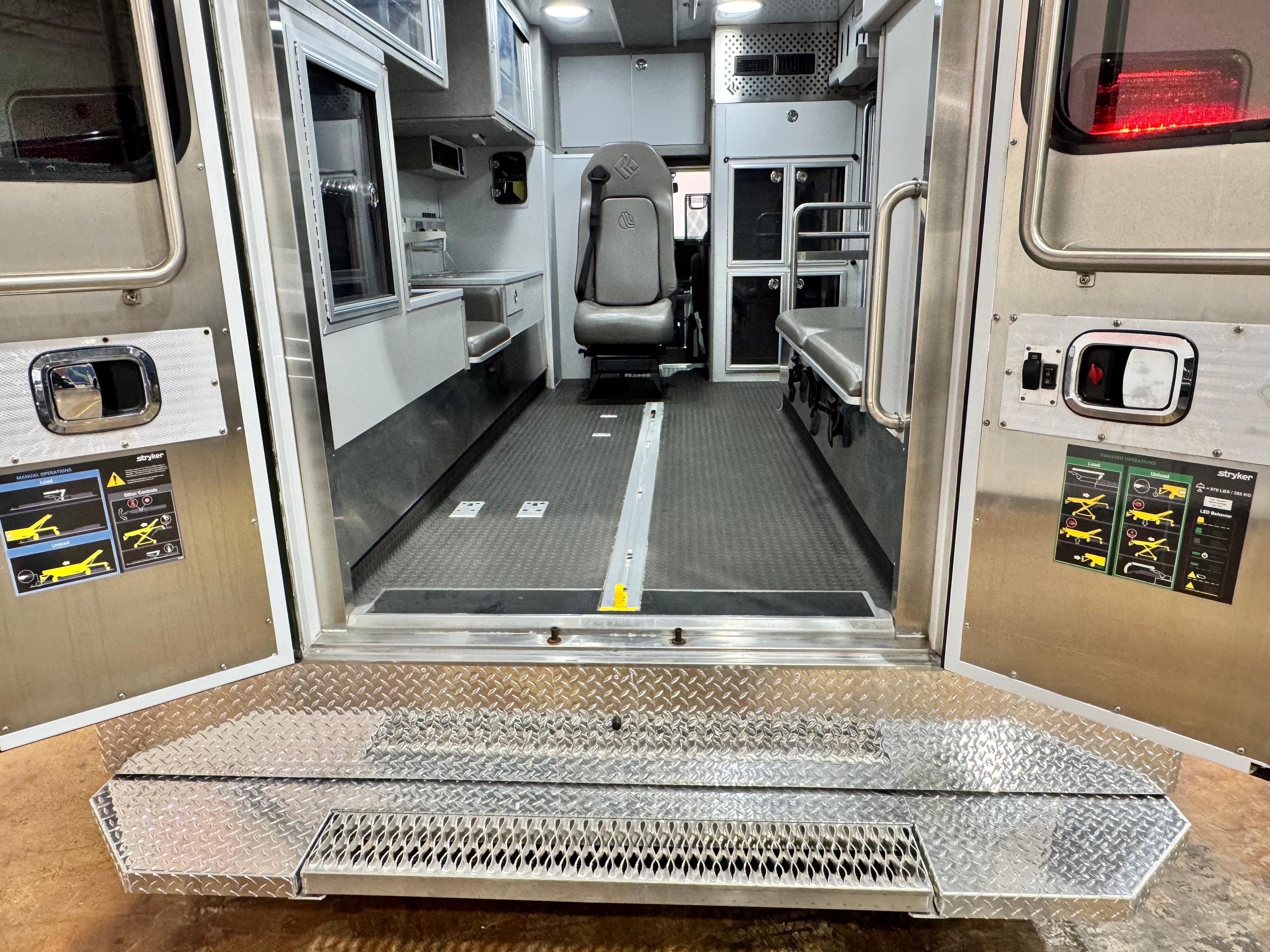2017 Road Rescue Ford Type III Ambulance - image 6