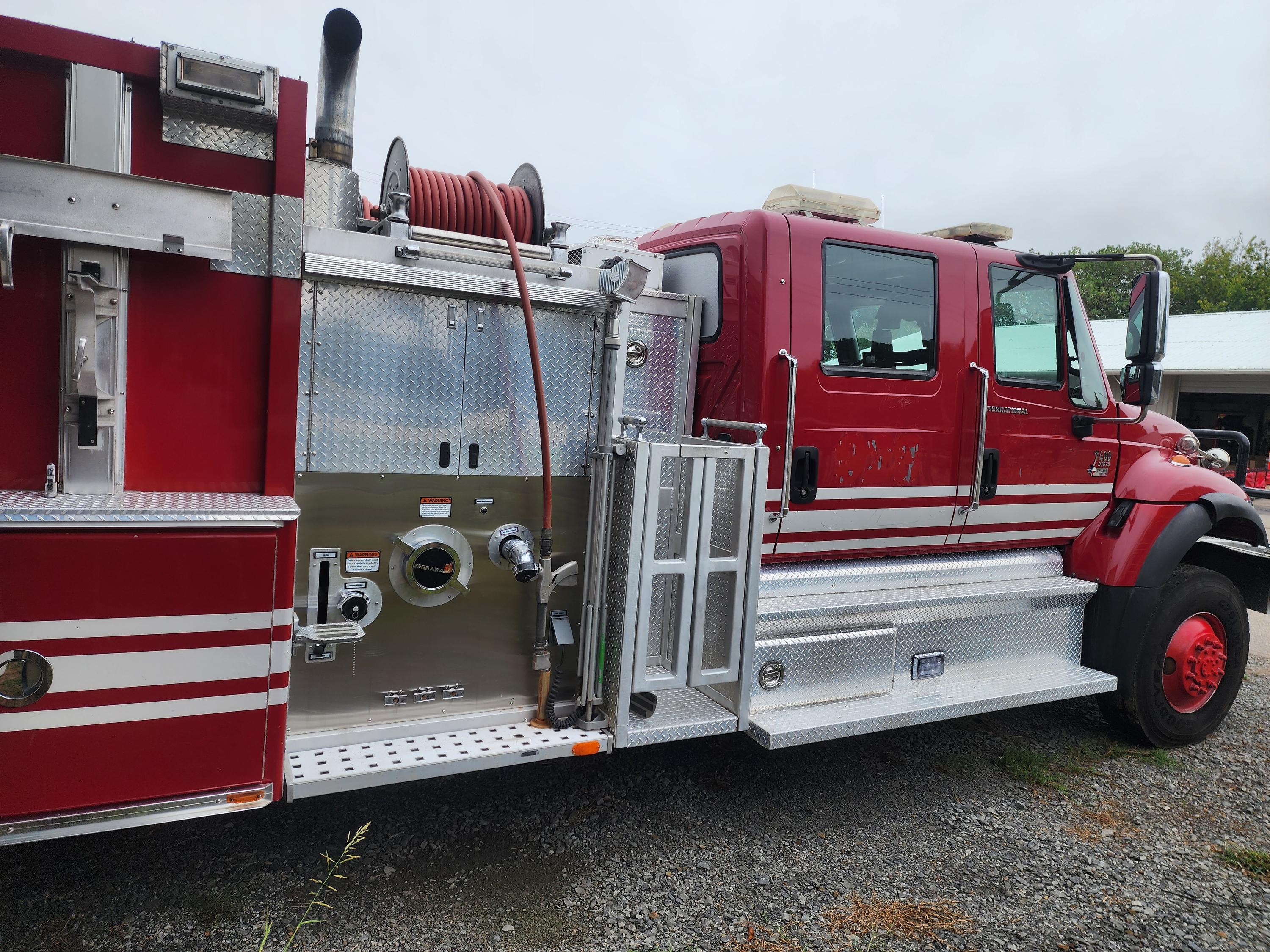 2007 International 7400 4x4 Pumper - image 9