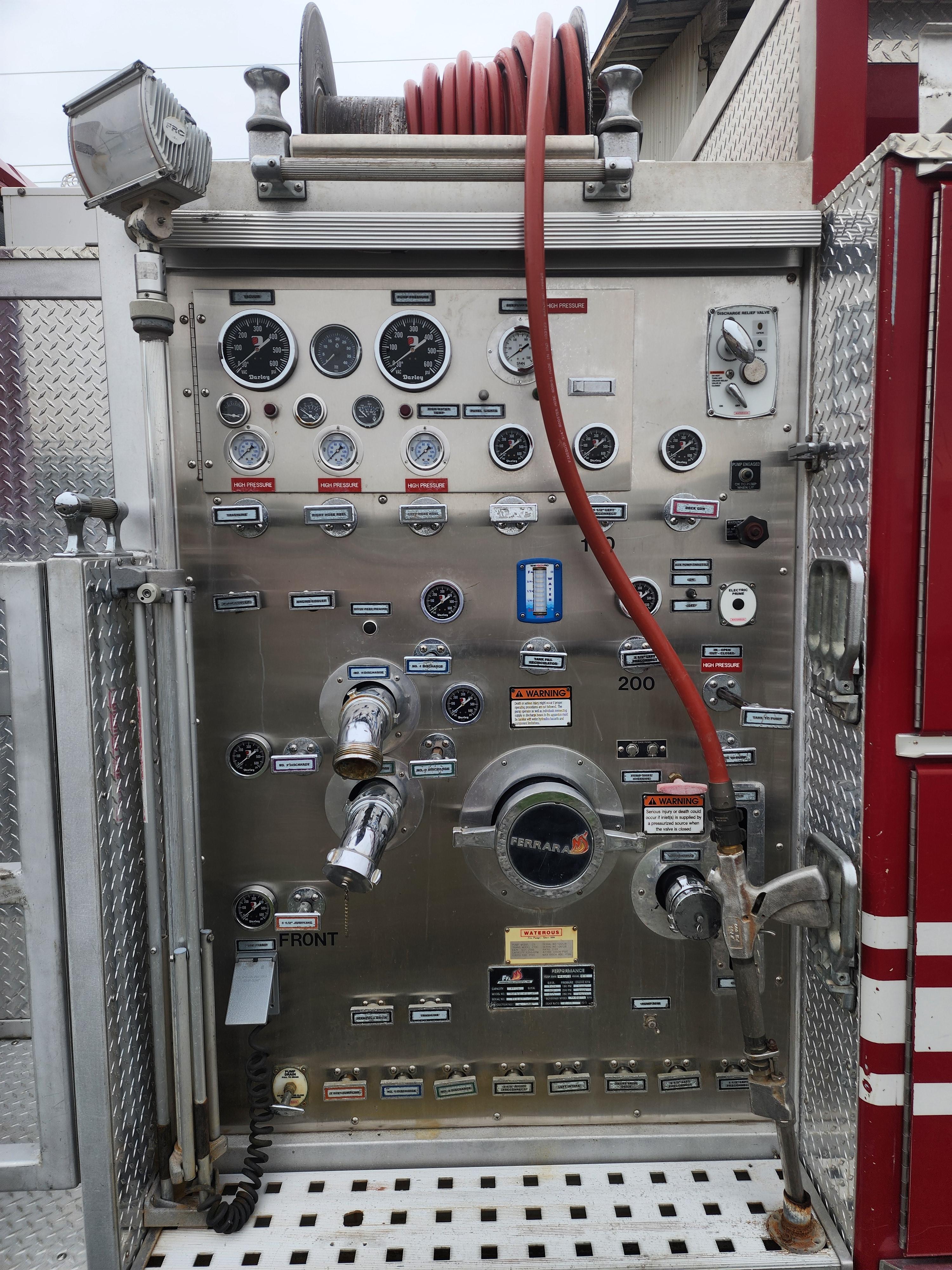 2007 International 7400 4x4 Pumper - image 22