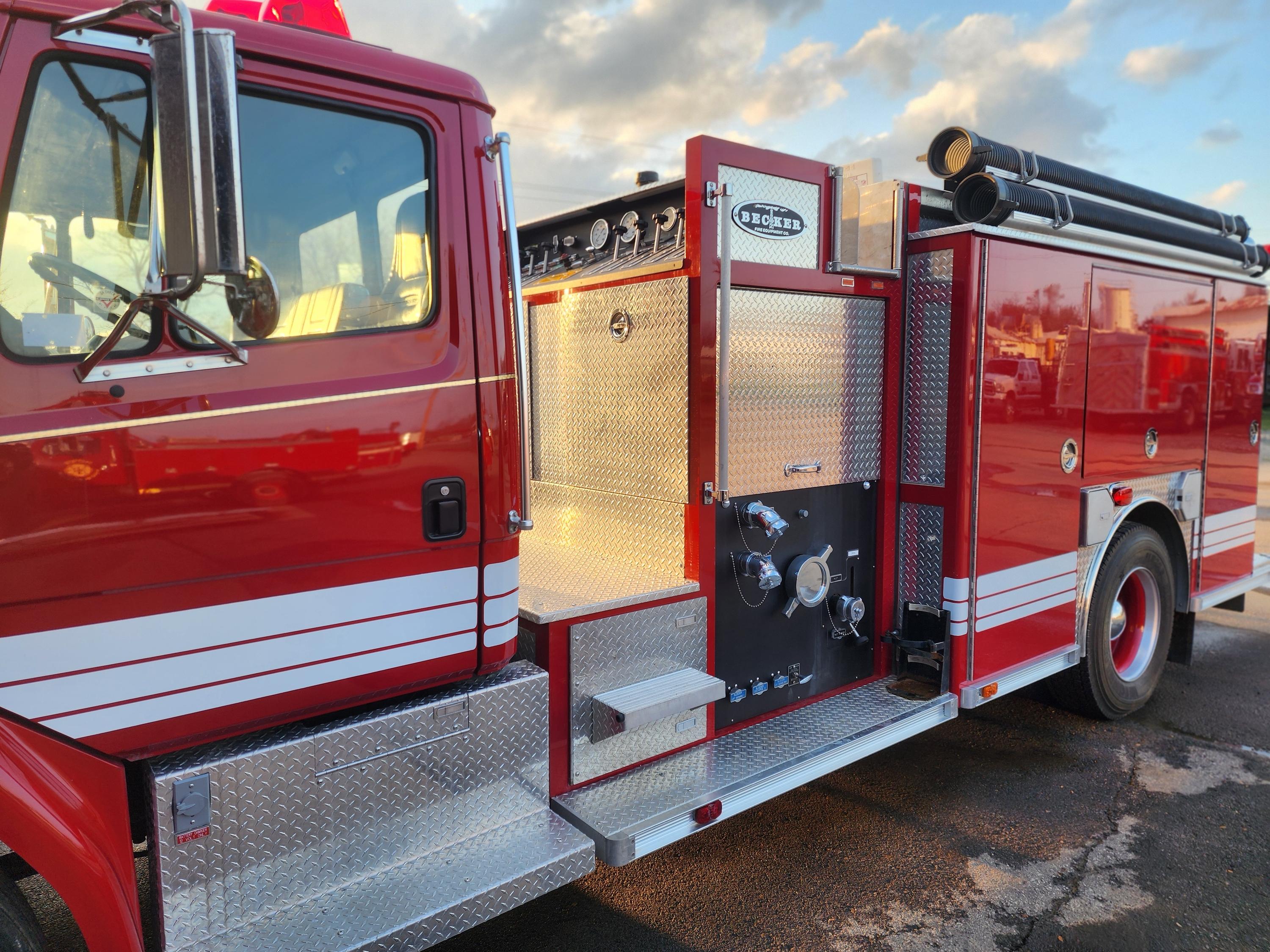 1999 Becker Freightliner Pumper - image 5
