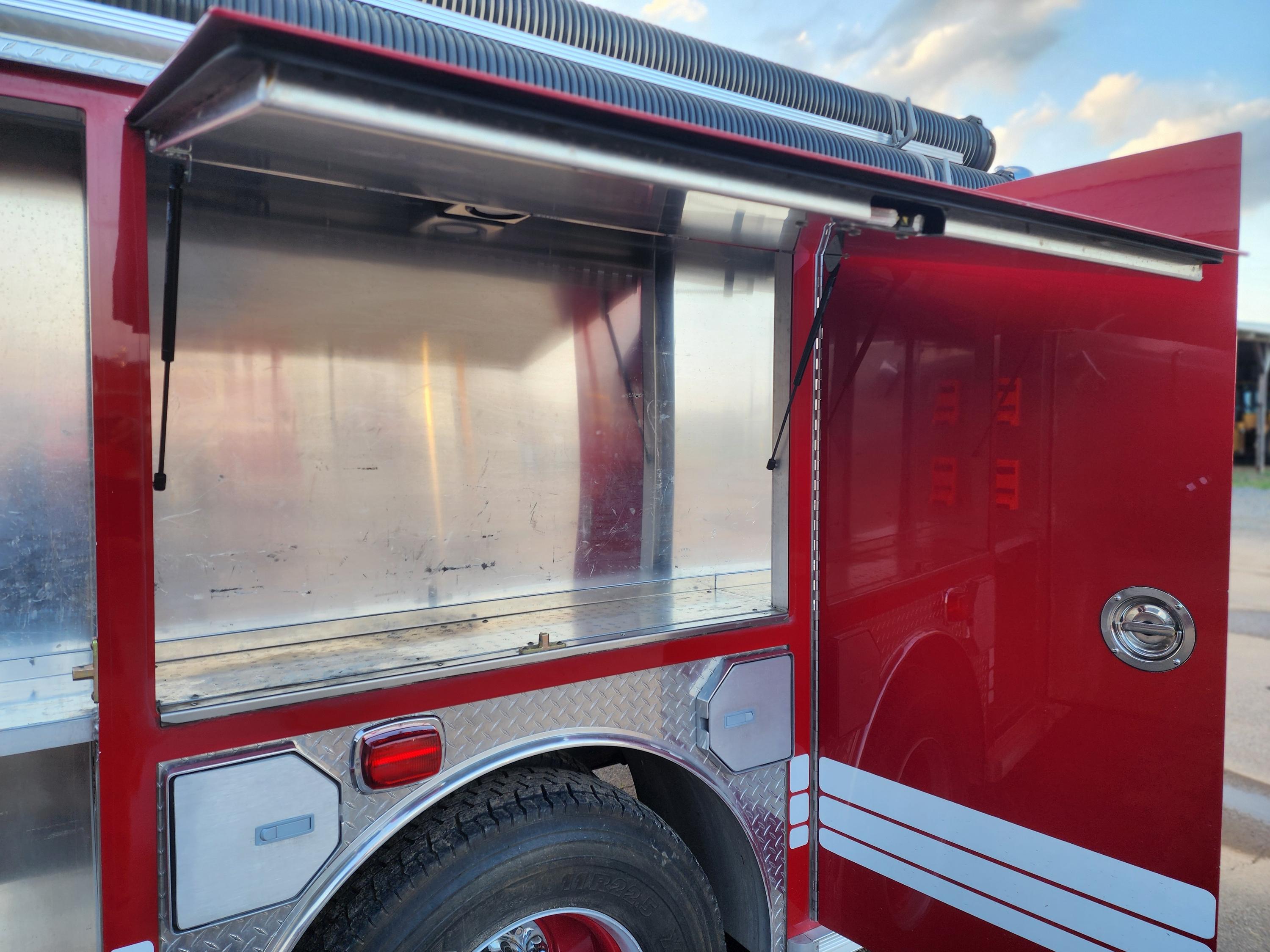 1999 Becker Freightliner Pumper - image 9