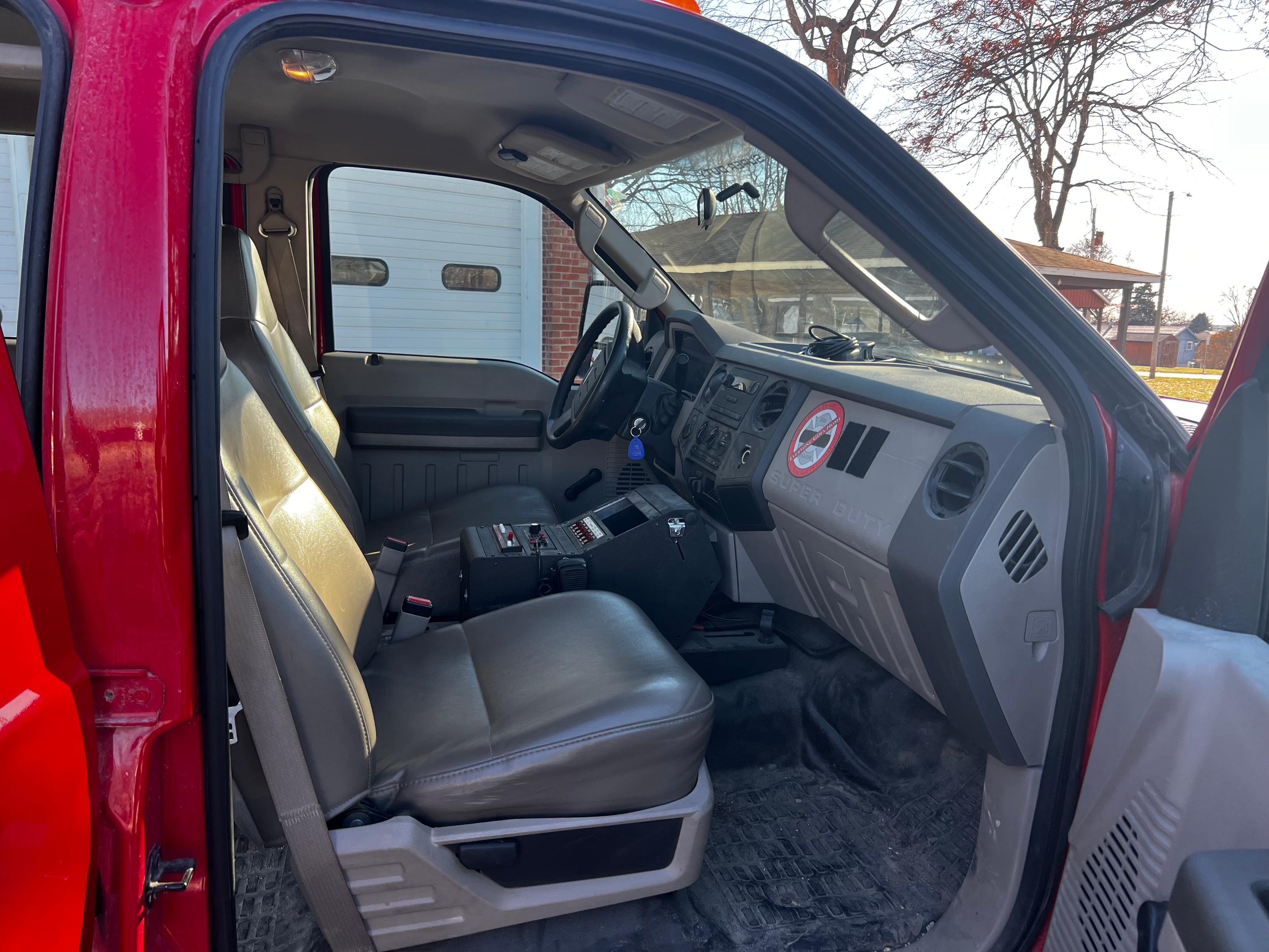 2008 Ford Light Rescue - image 9