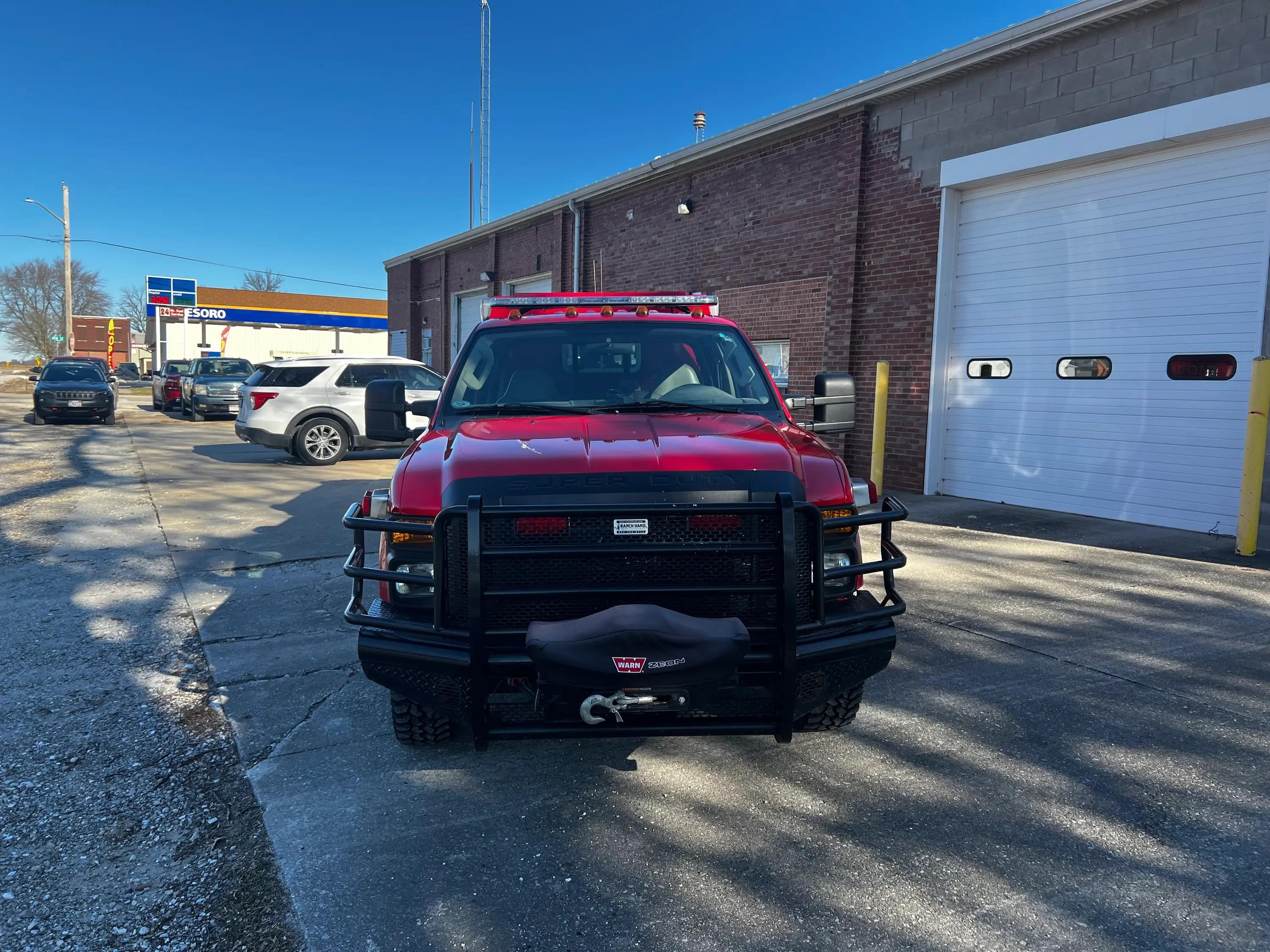 2008 Ford Light Rescue - image 3
