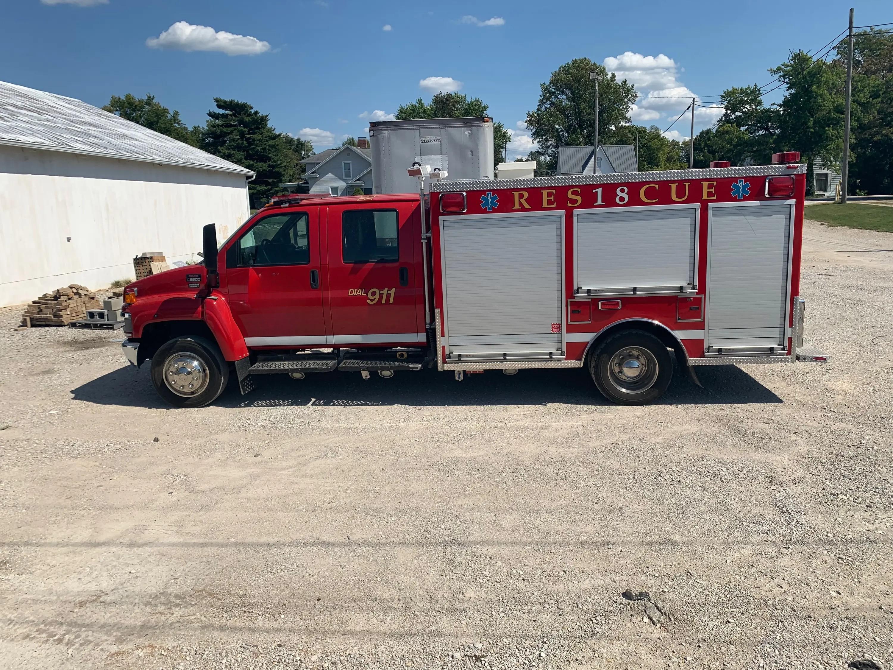 2007 GMC Light Rescue - image 11