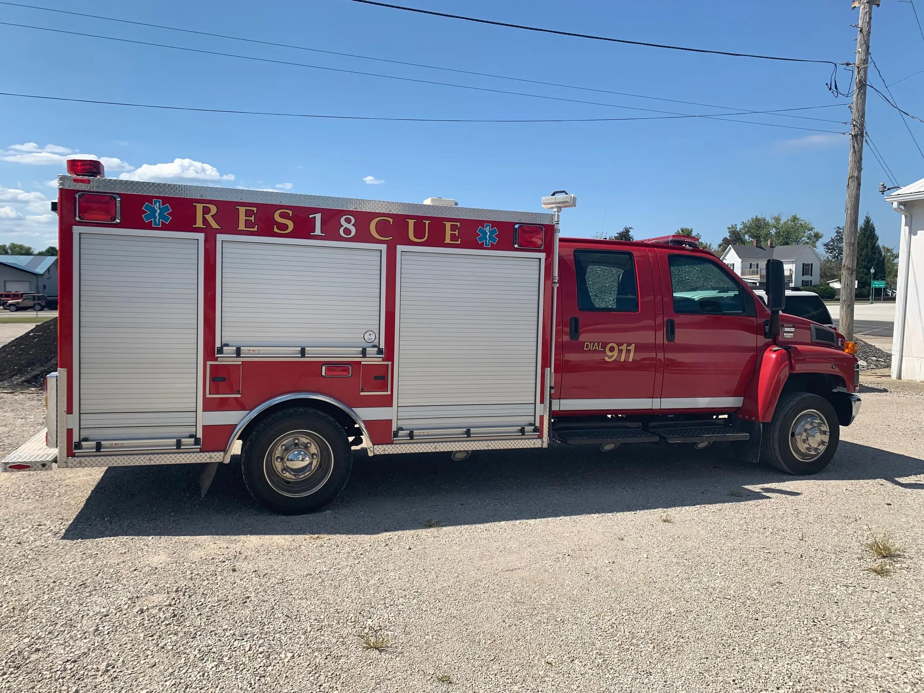 2007 GMC Light Rescue - image 4