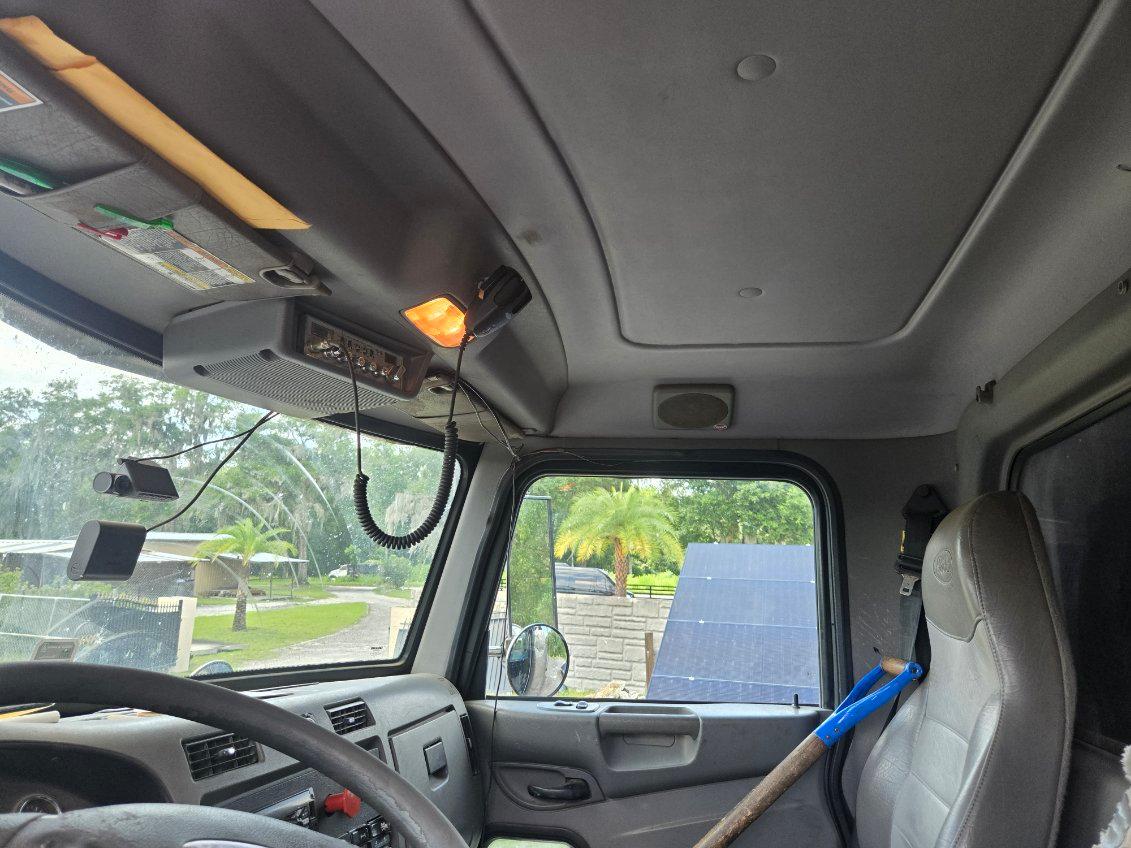 2018 Peterbilt 348 Dump Truck - image 6