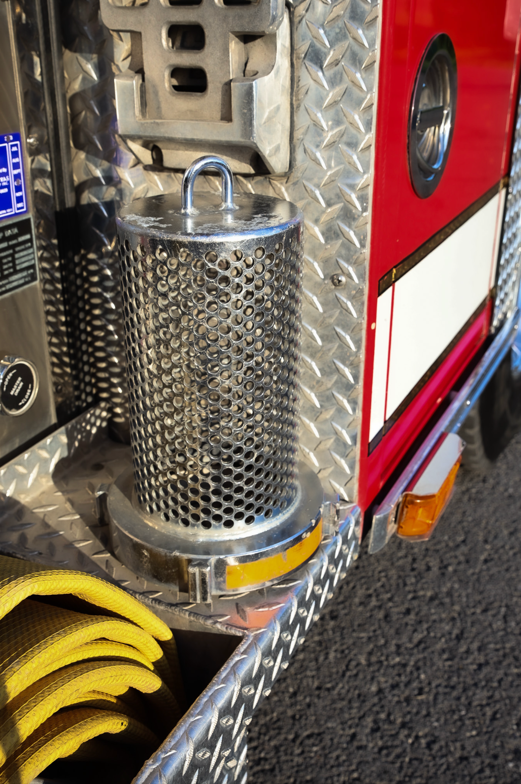2005 Sutphen Monarch Pumper 2000/1000 - image 23