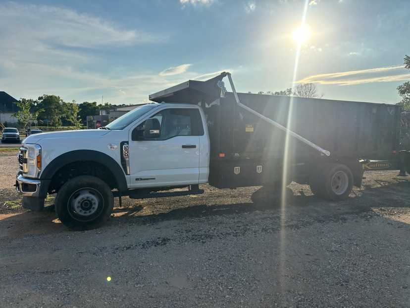 2025 Ford F600 Dump Truck — photo 2